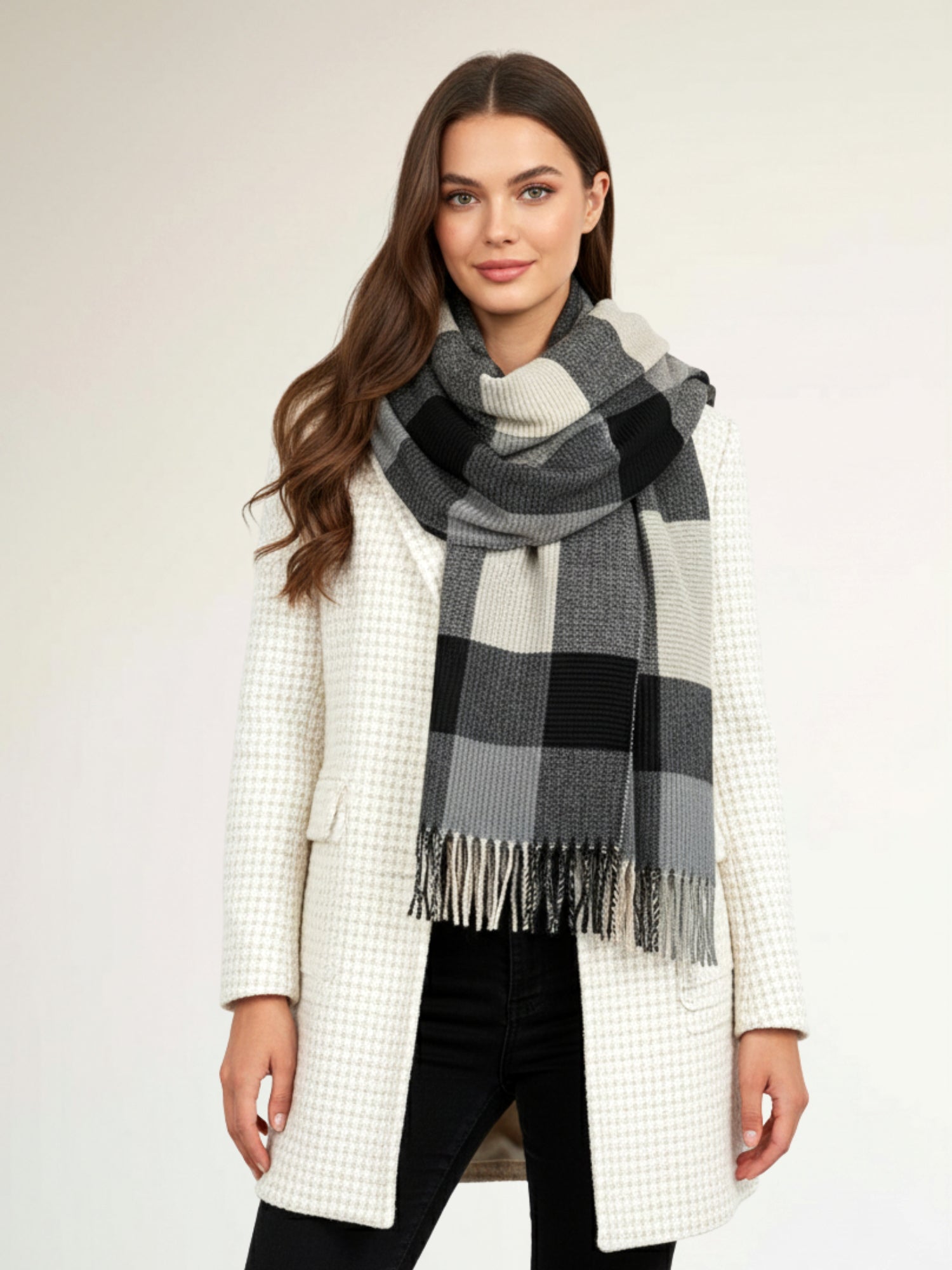 LONG BLACK CRINKLE COLOUR-BLOCK STRETCHY CHECK SCARF