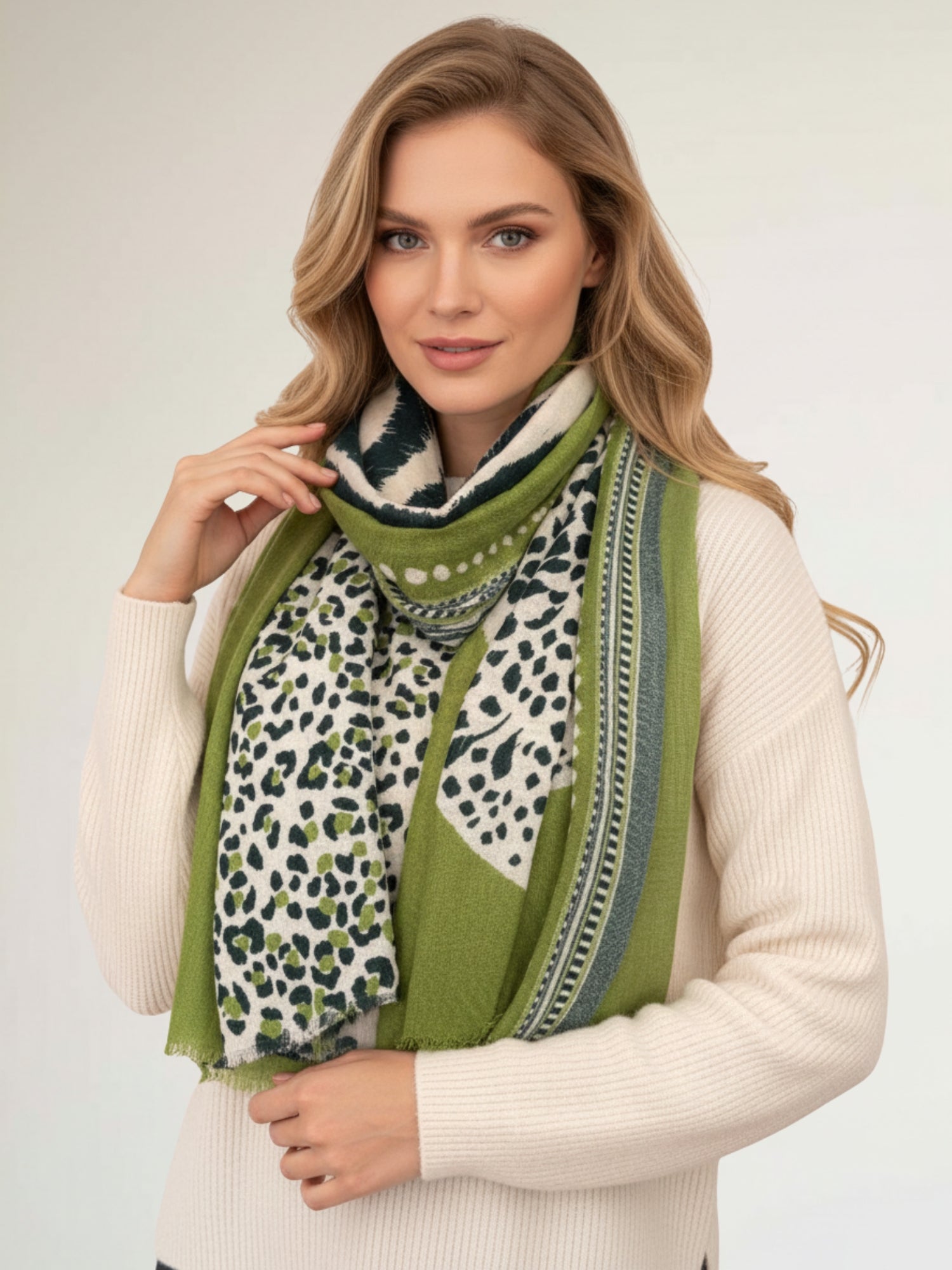 LARGE GREEN TIGER AND LEOPARD PRINT SHAWL SCARF