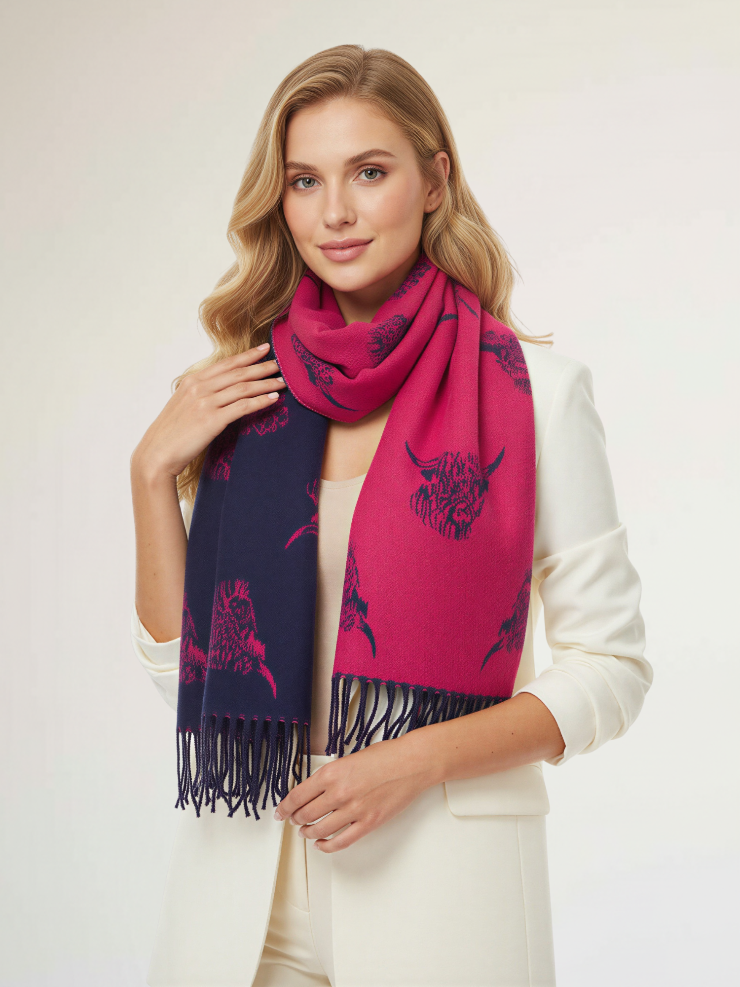 LARGE NAVY FUCHSIA HIGHLAND COW CASHMERE REVERSIBLE SHAWL SCARF