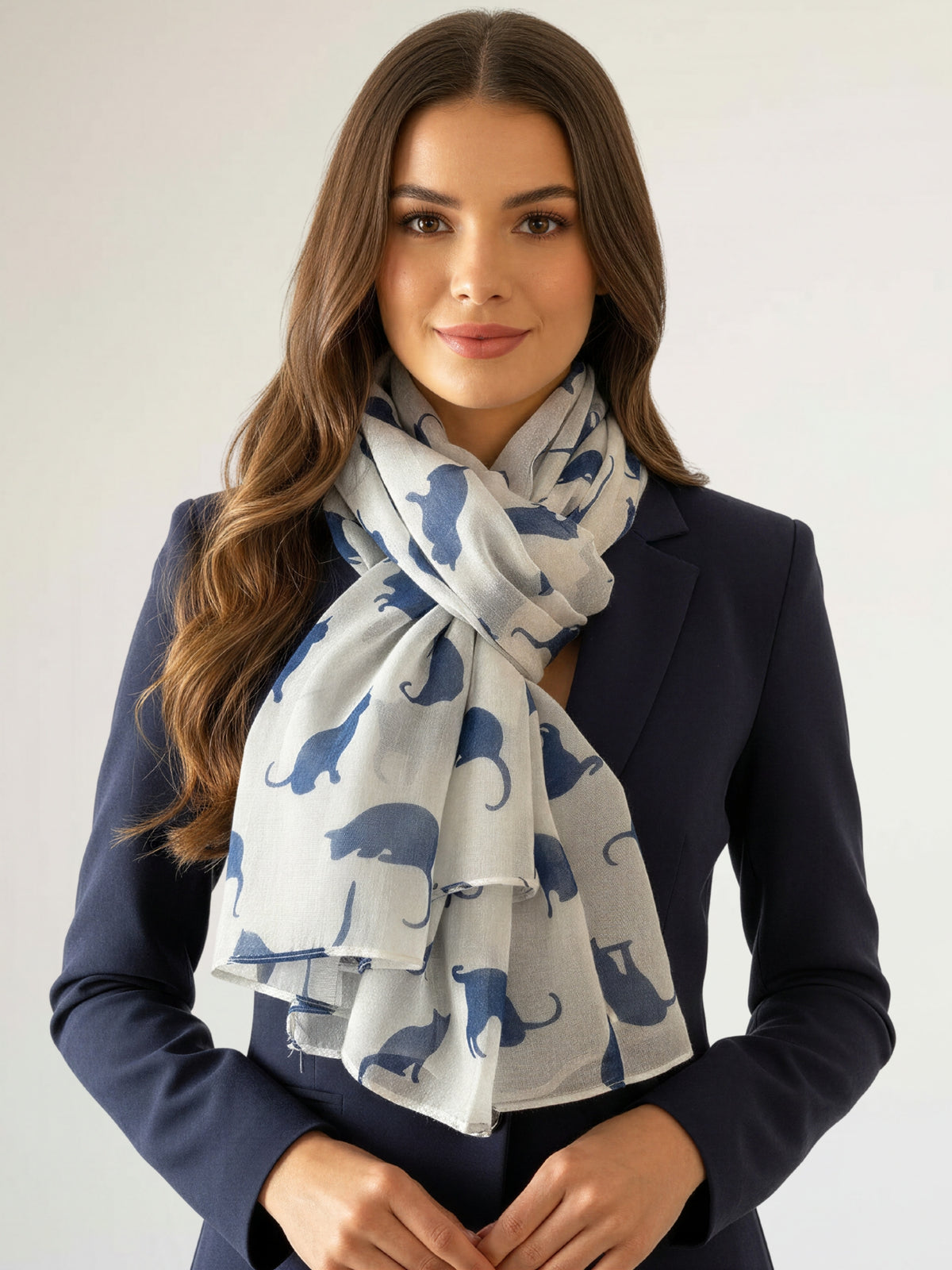 PLAIN WHITE NAVY LIGHTWEIGHT CAT SCARF - A-SHU.CO.UK