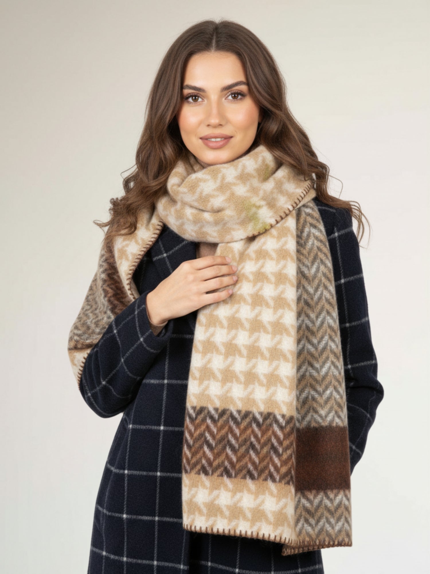 CHUNKY CREAM TARTAN HERRINGBONE STITCHED EDGE SCARF