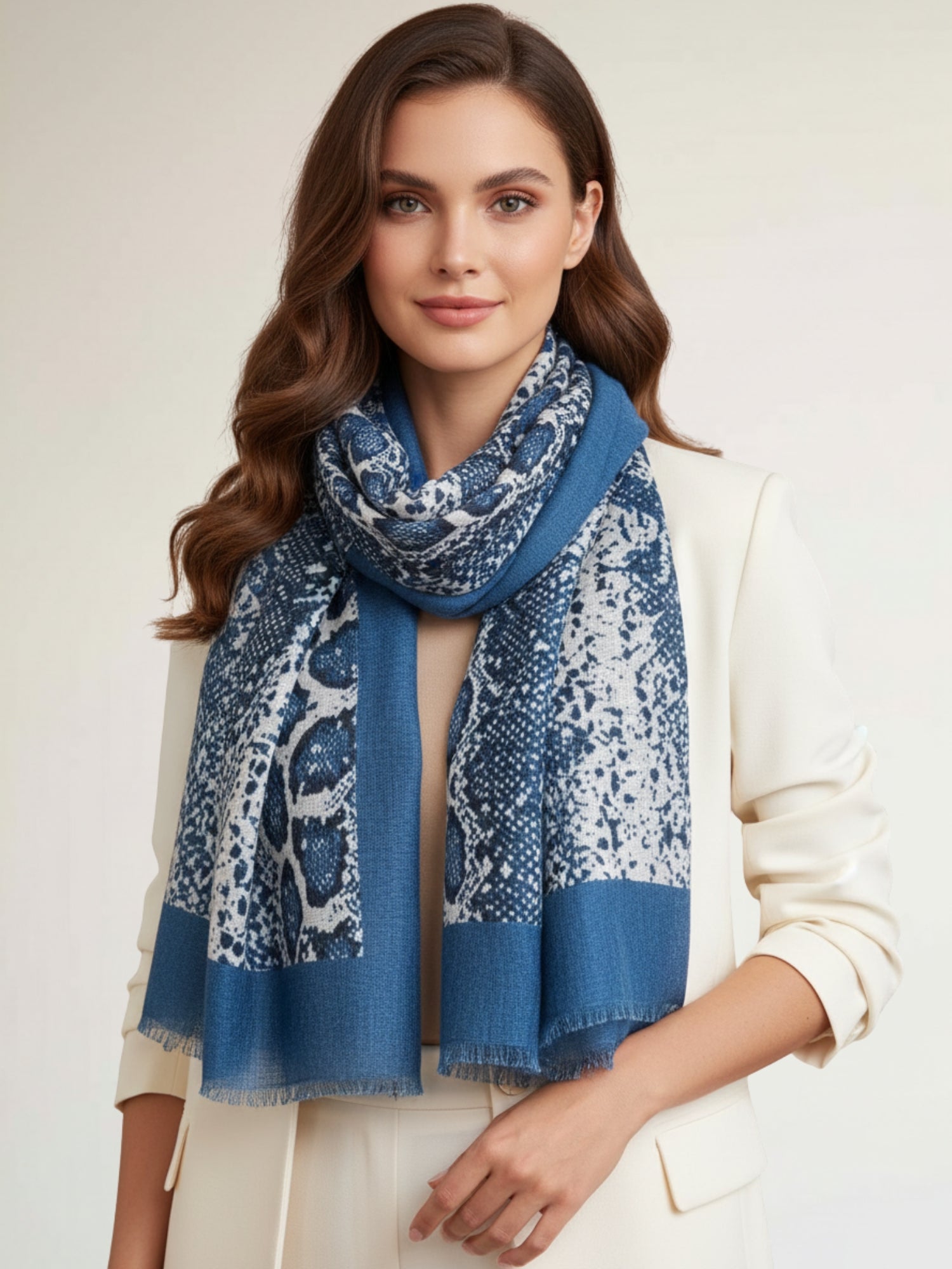 LONG BLUE SNAKESKIN PRINT LIGHTWEIGHT SCARF