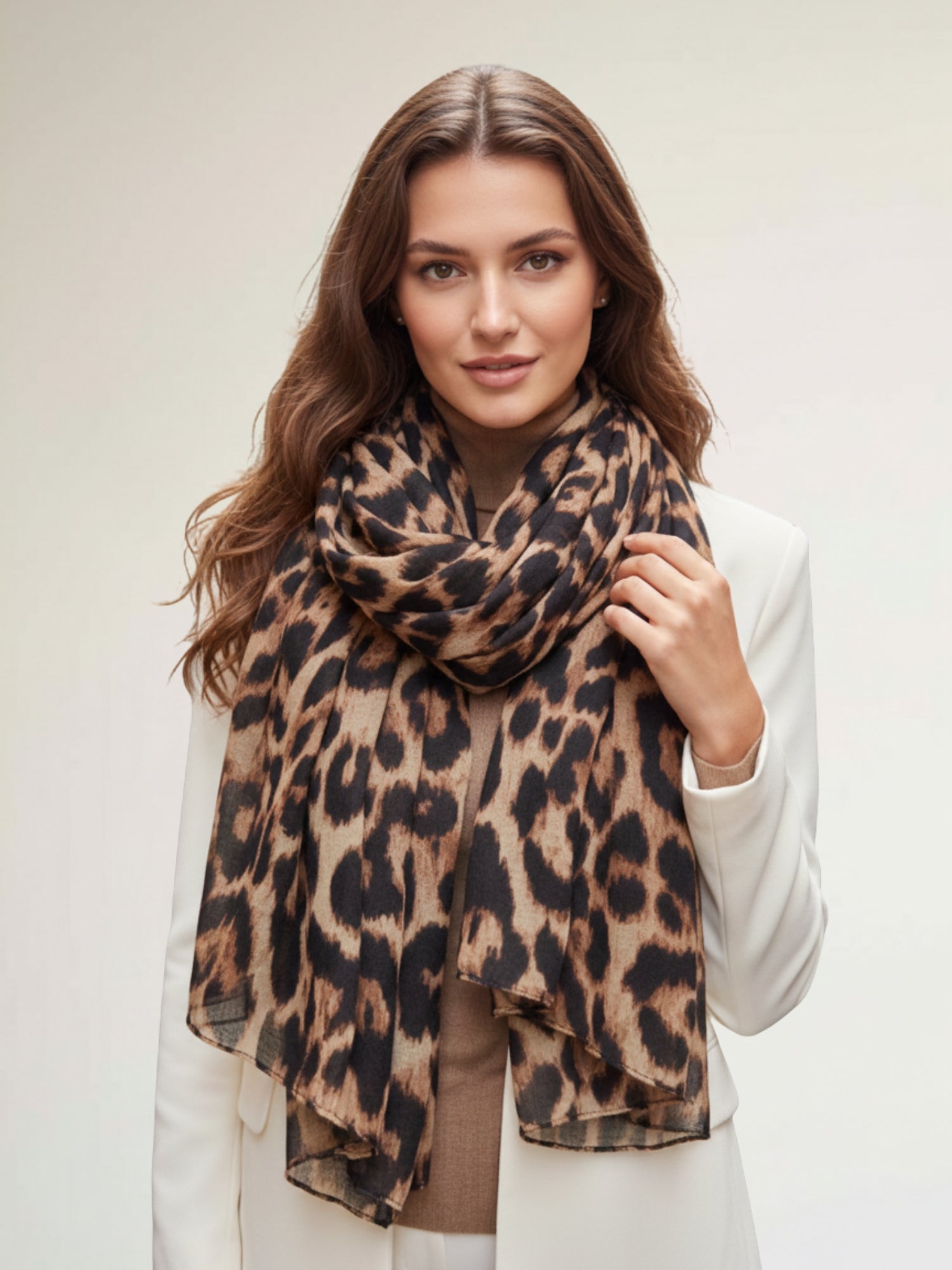 BROWN COTTON BLEND CLASSIC LEOPARD PRINT SCARF