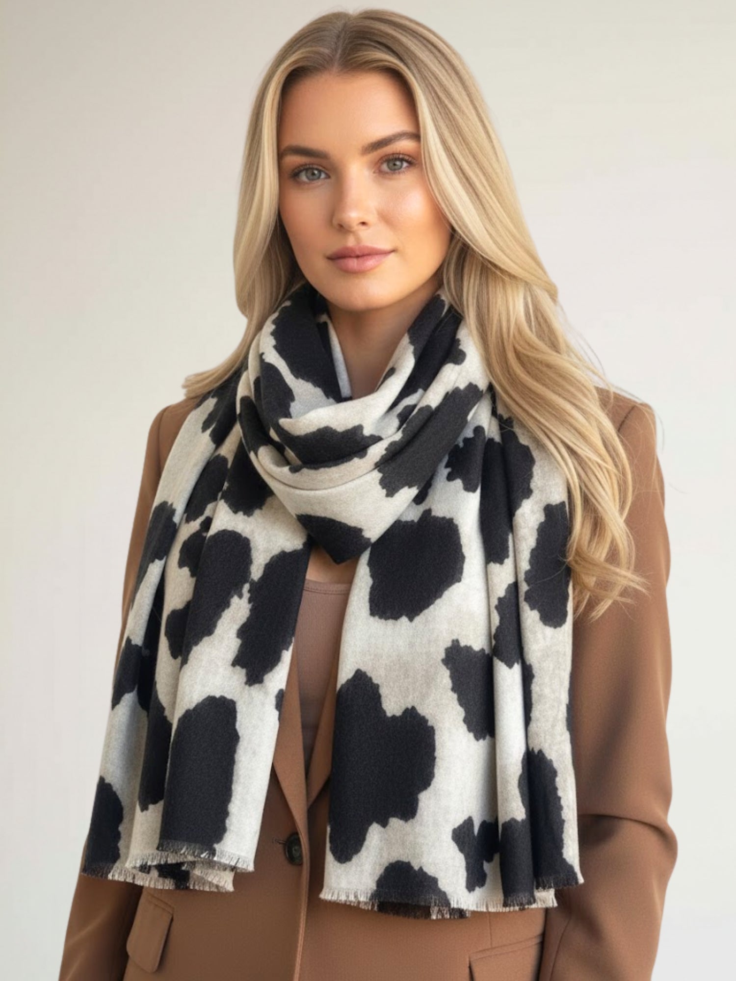 LARGE BEIGE WOOL BIG LEOPARD PRINT SCARF