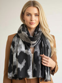 LARGE GREY WOOL BIG LEOPARD PRINT SCARF