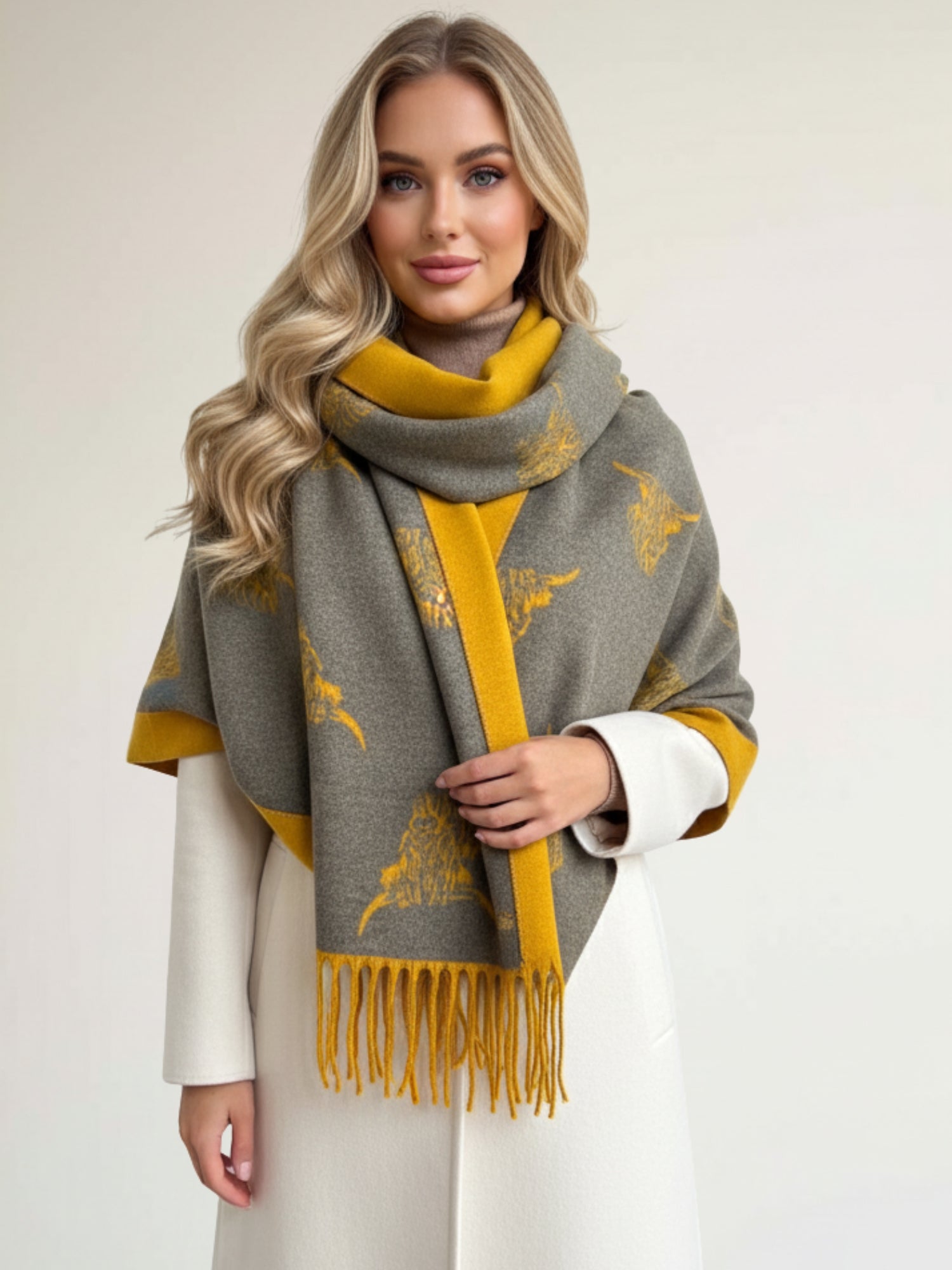 CASHMERE HIGHLAND COW PRINT REVERSIBLE WINTER SHAWL BLANKET SCARF - YELLOW