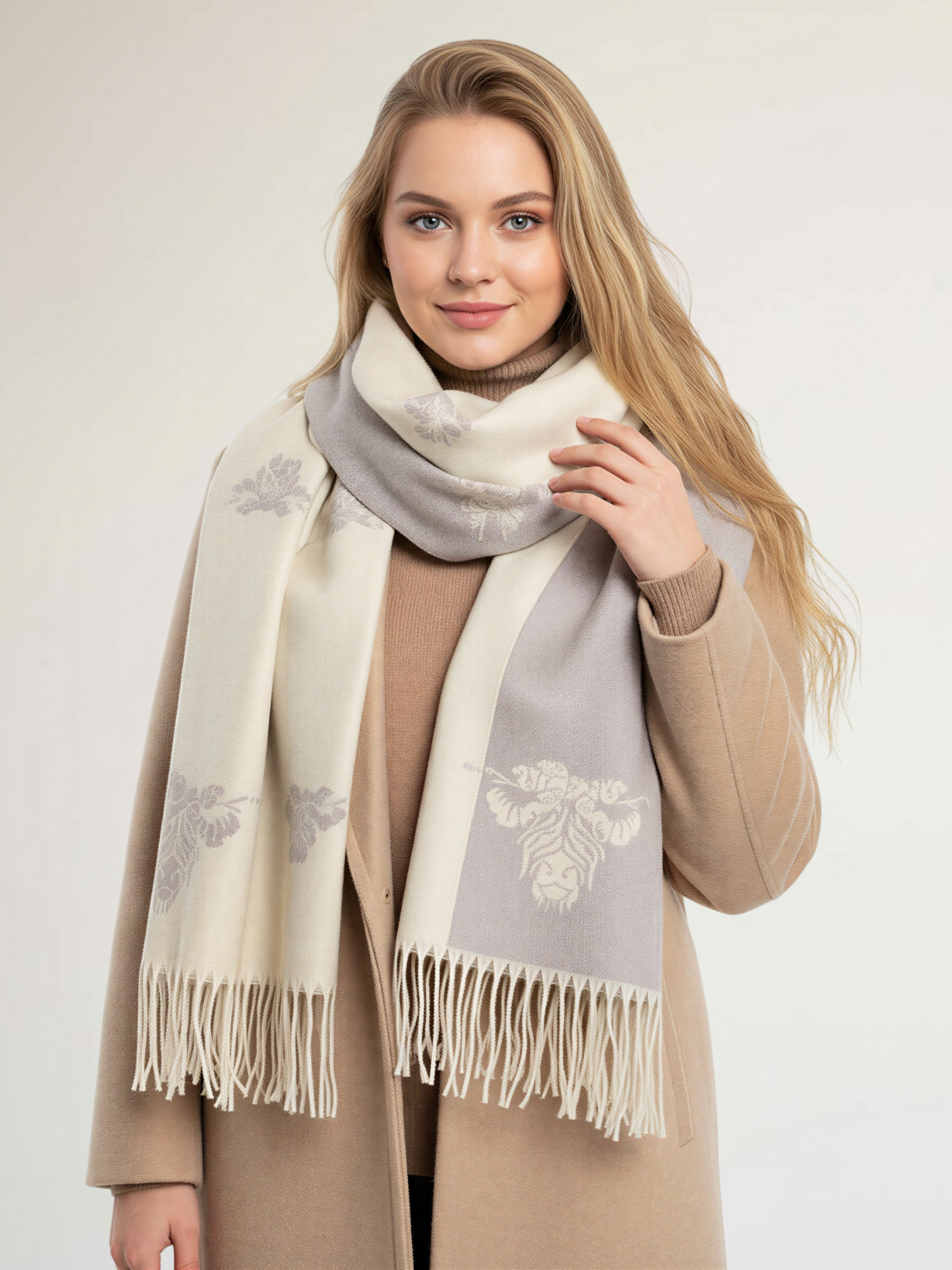 LARGE CREAM HIGHLAND COW CASHMERE REVERSIBLE SHAWL SCARF
