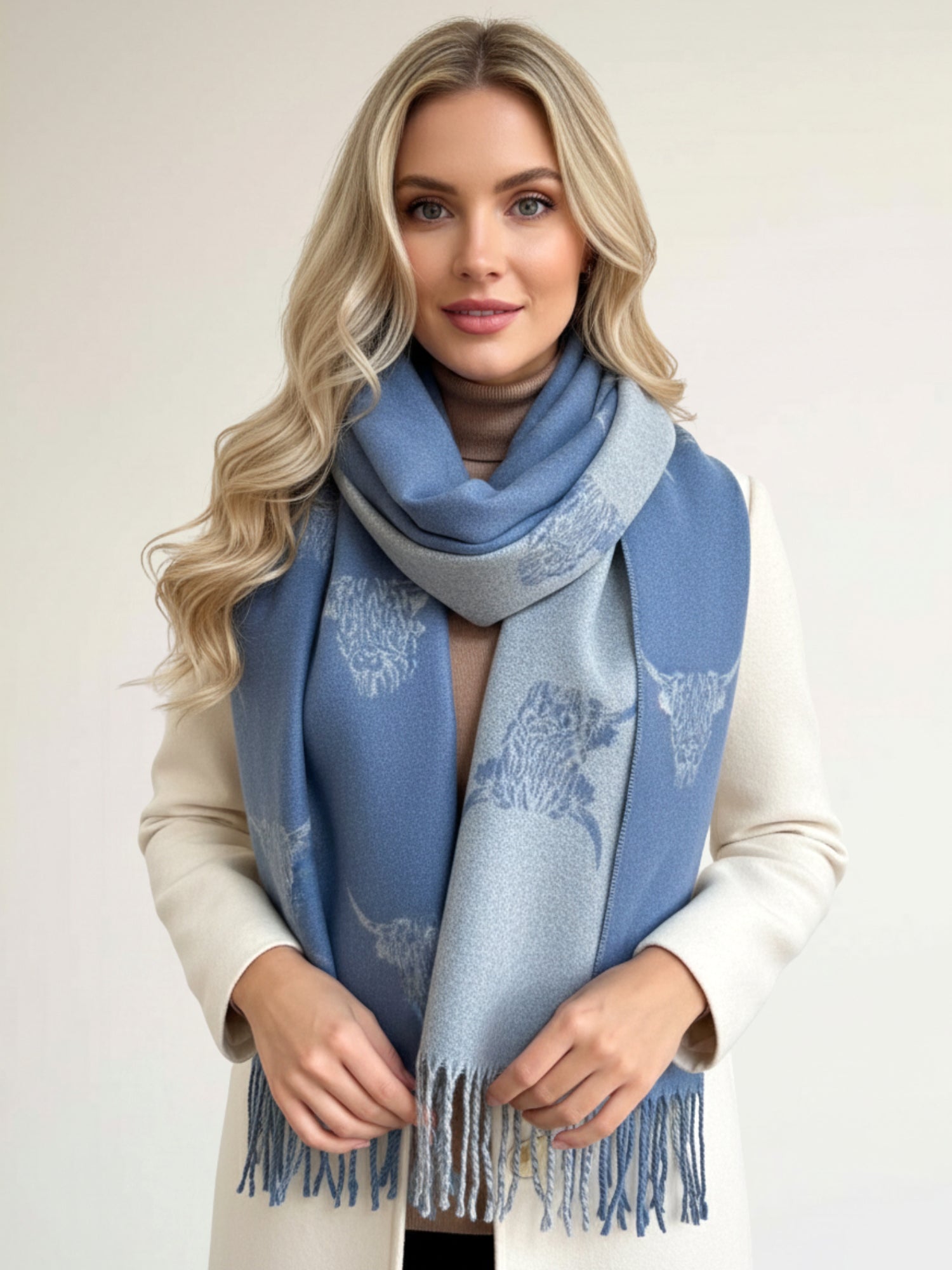CASHMERE HIGHLAND COW PRINT REVERSIBLE WINTER SHAWL BLANKET SCARF - BLUE