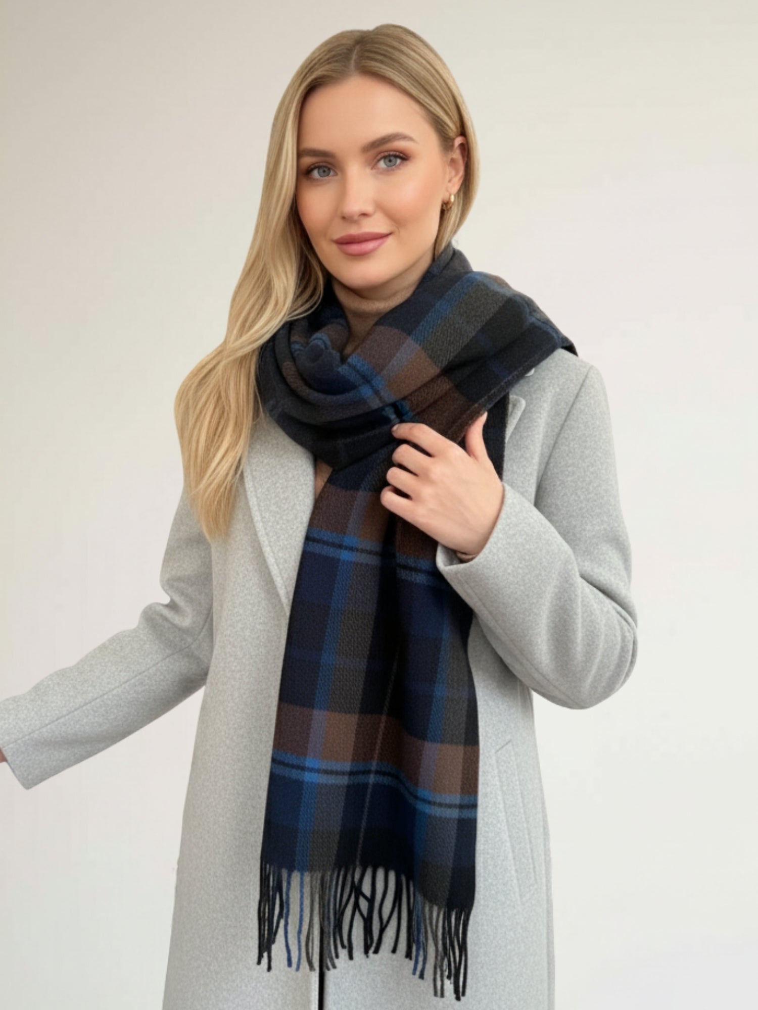 LONG BLUE WOOL BLEND CHECKED TARTAN SCARF