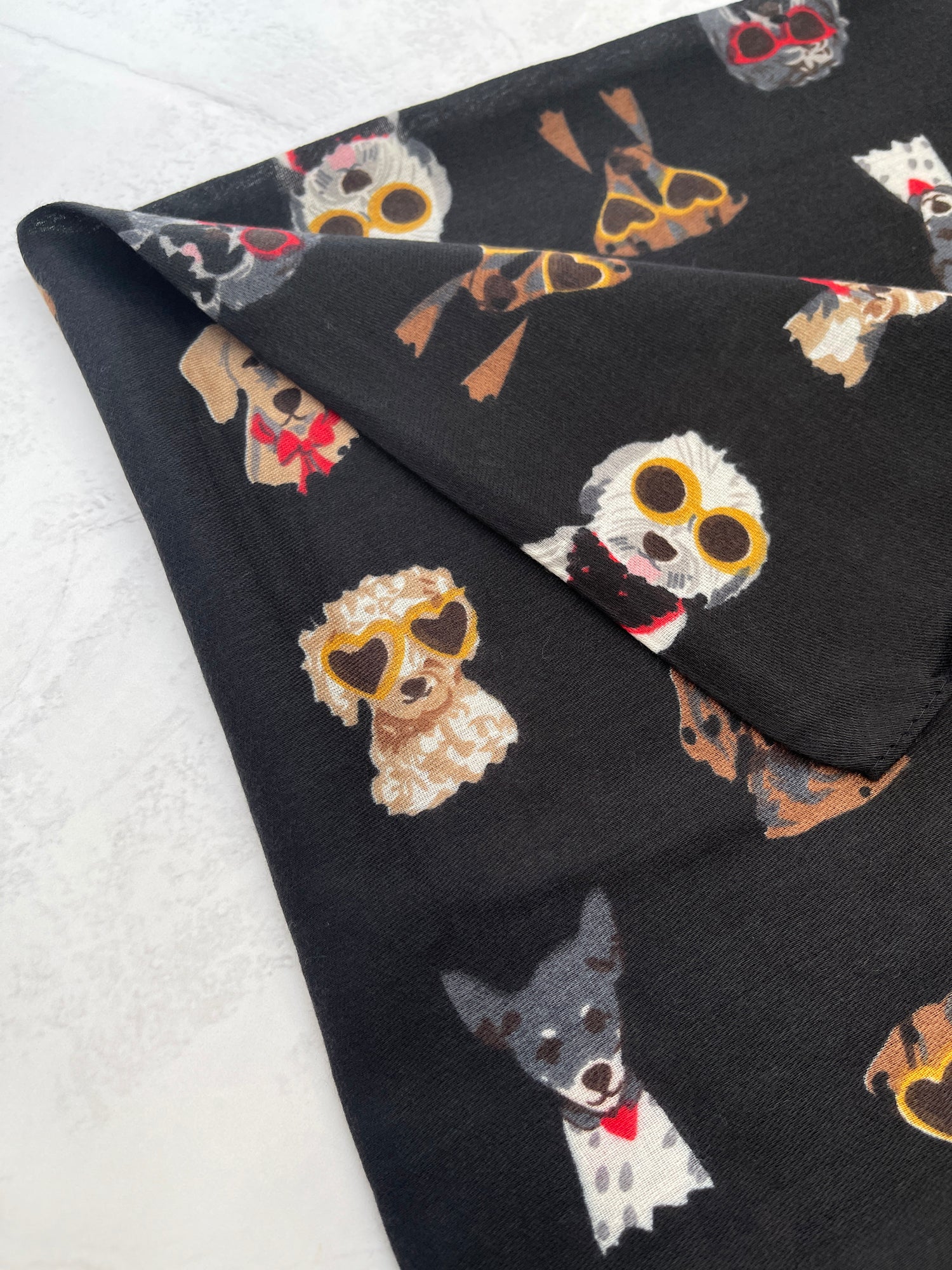 BLACK COTTON BLEND DOG PRINT LIGHTWEIGHT SCARF