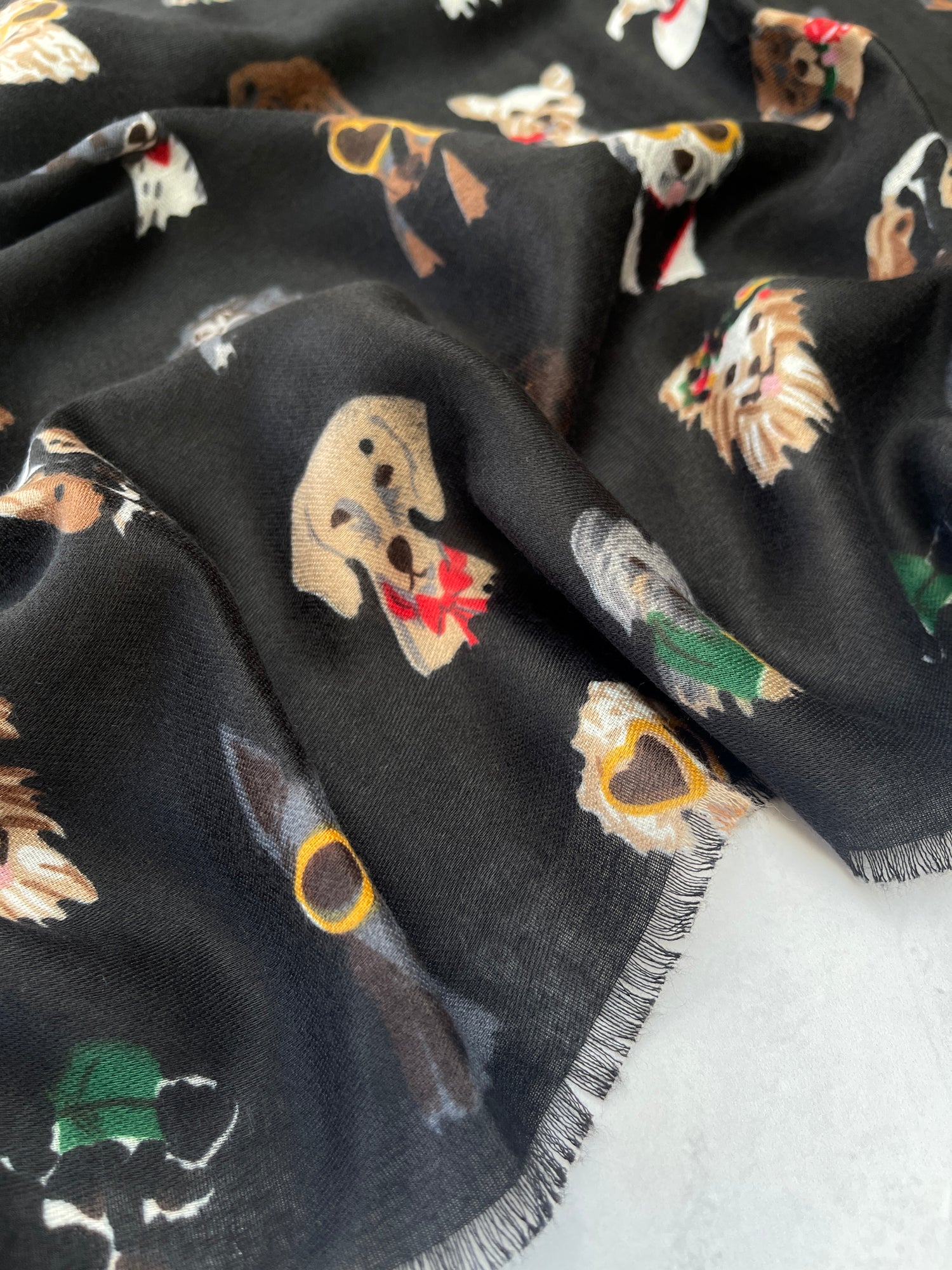 BLACK COTTON BLEND DOG PRINT LIGHTWEIGHT SCARF
