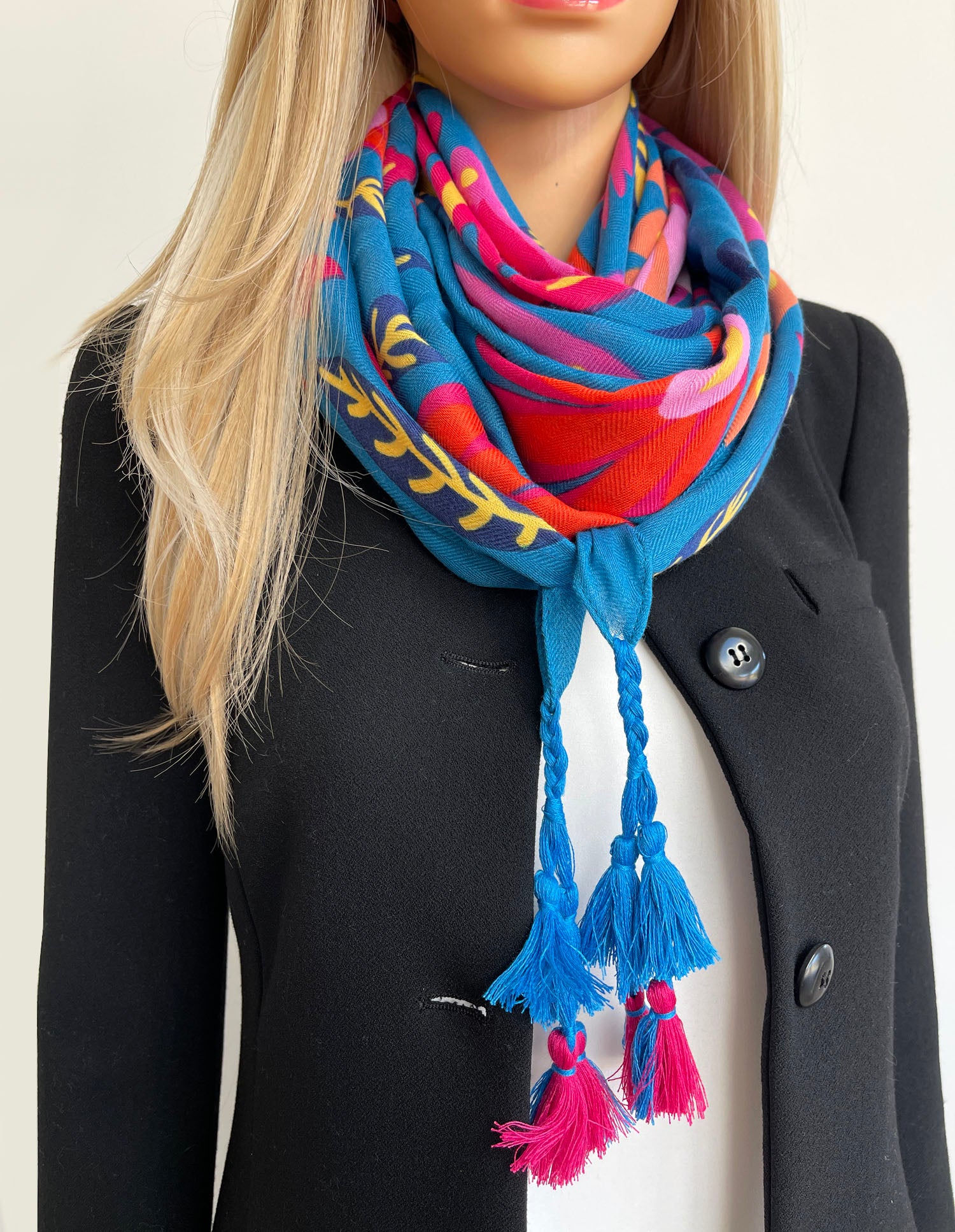 BLUE LOTUS FLORAL PRINT SQUARE TASSEL SCARF