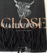 CASHMERE HIGHLAND COW PRINT REVERSIBLE WINTER SHAWL BLANKET SCARF - BLACK