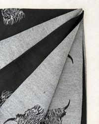CASHMERE HIGHLAND COW PRINT REVERSIBLE WINTER SHAWL BLANKET SCARF - BLACK