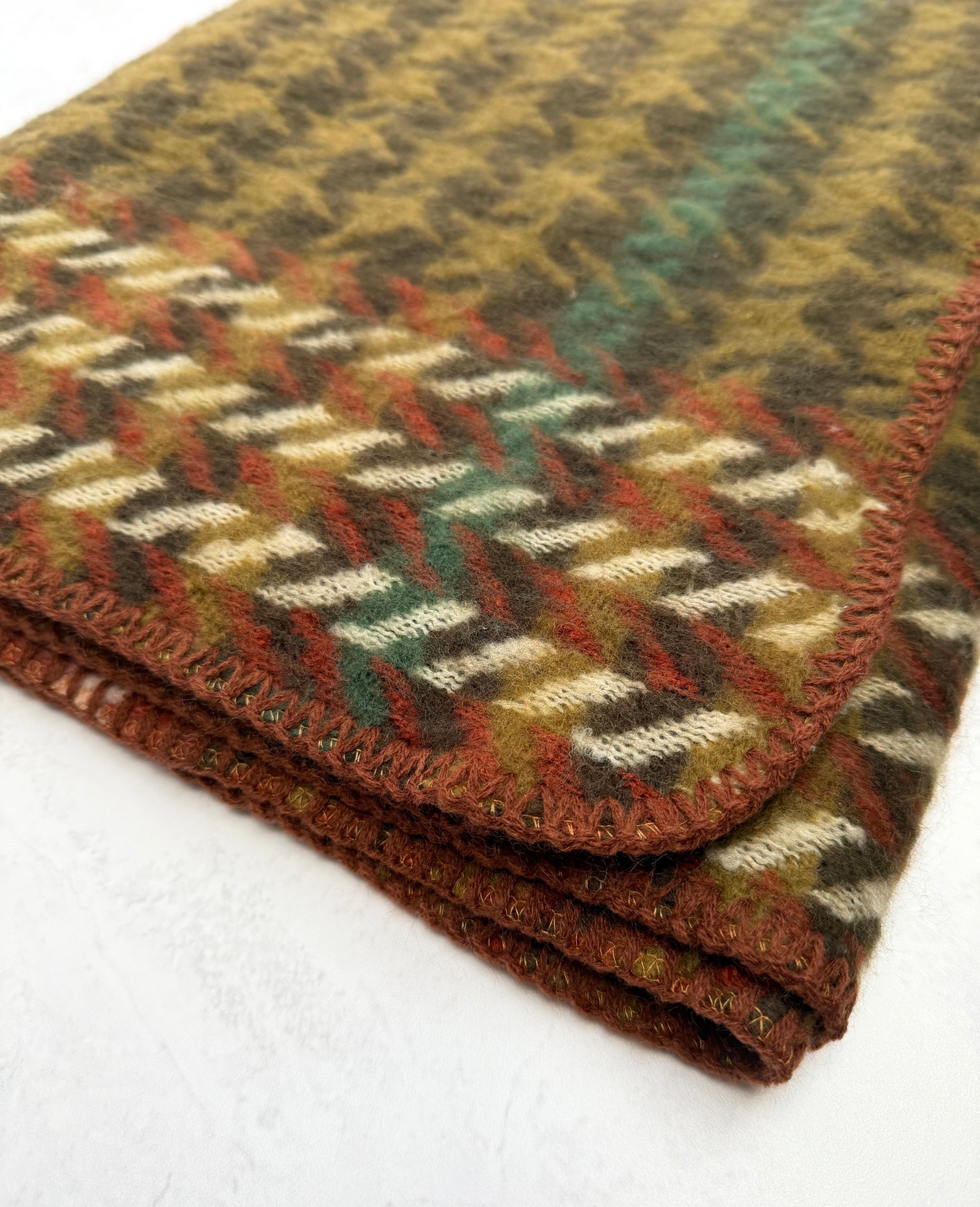 CHUNKY GREEN TARTAN HERRINGBONE STITCHED EDGE SCARF