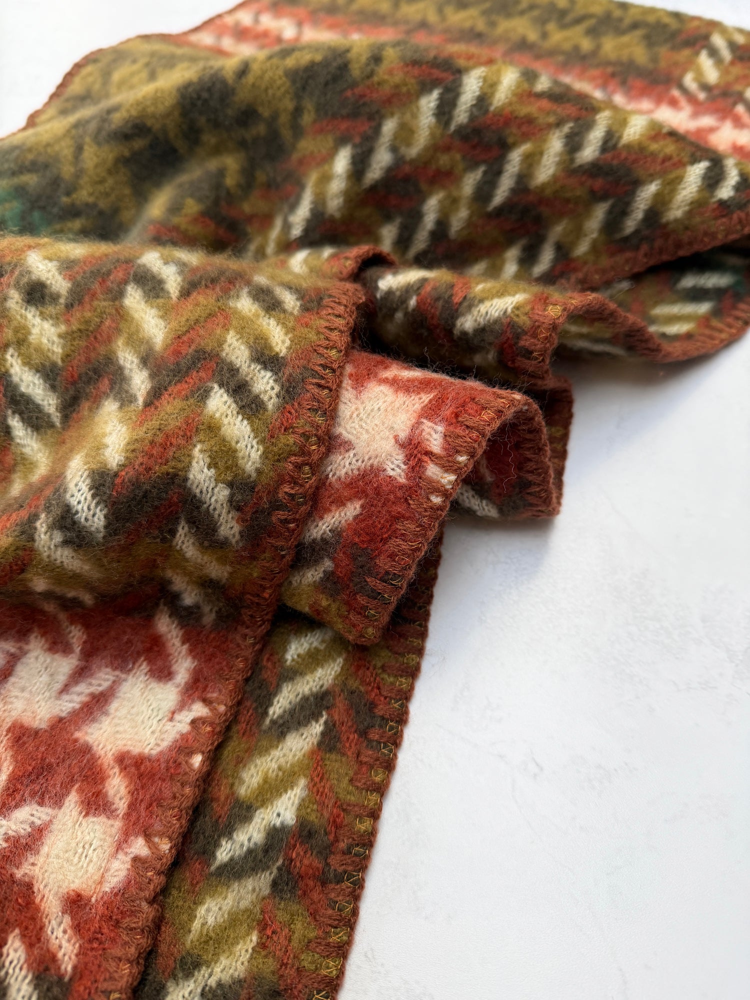 CHUNKY GREEN TARTAN HERRINGBONE STITCHED EDGE SCARF