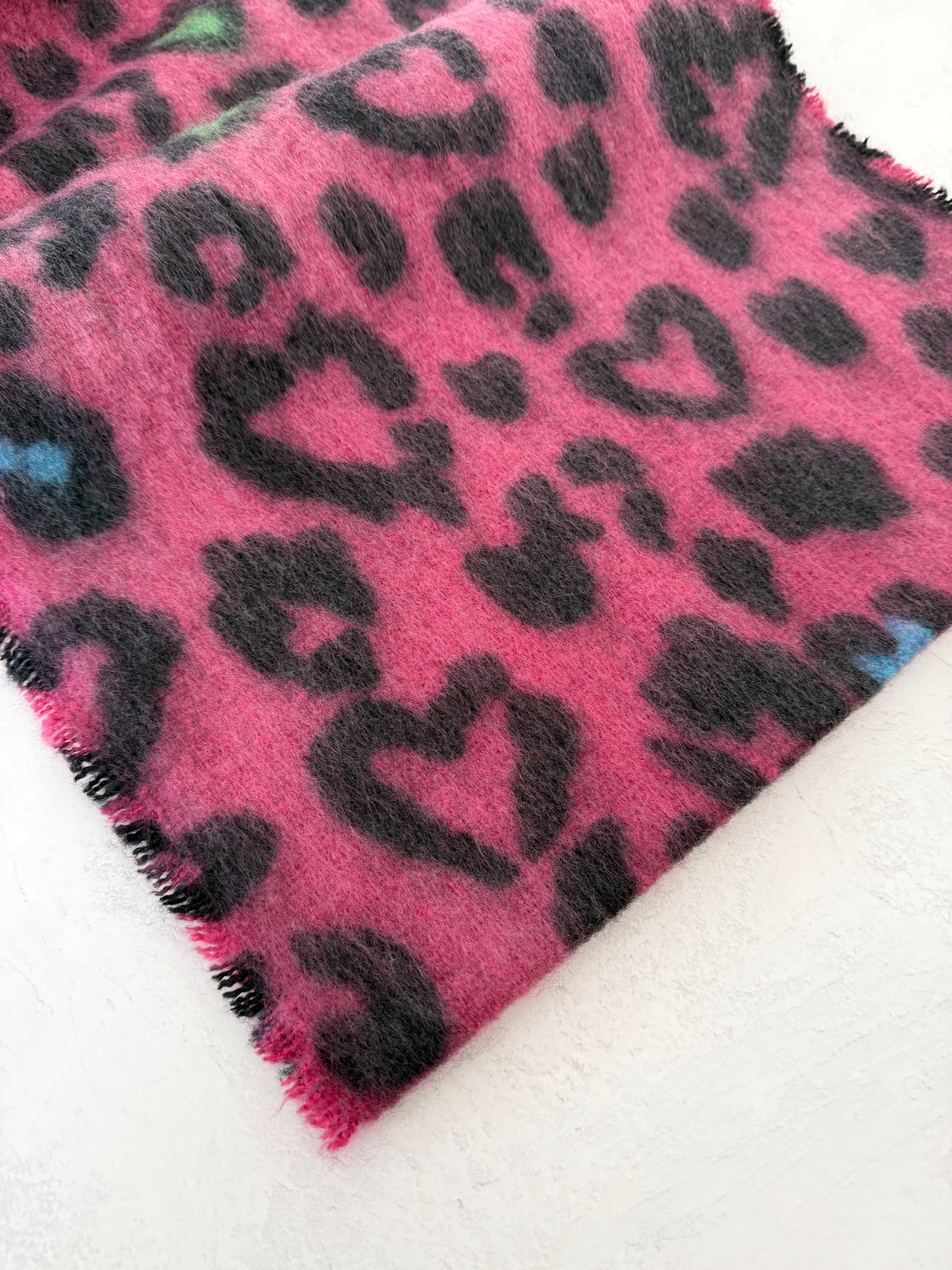 FUCHSIA PINK HEART LEOPARD PRINT OVERSIZED BLANKET SCARF SHAWL WRAP