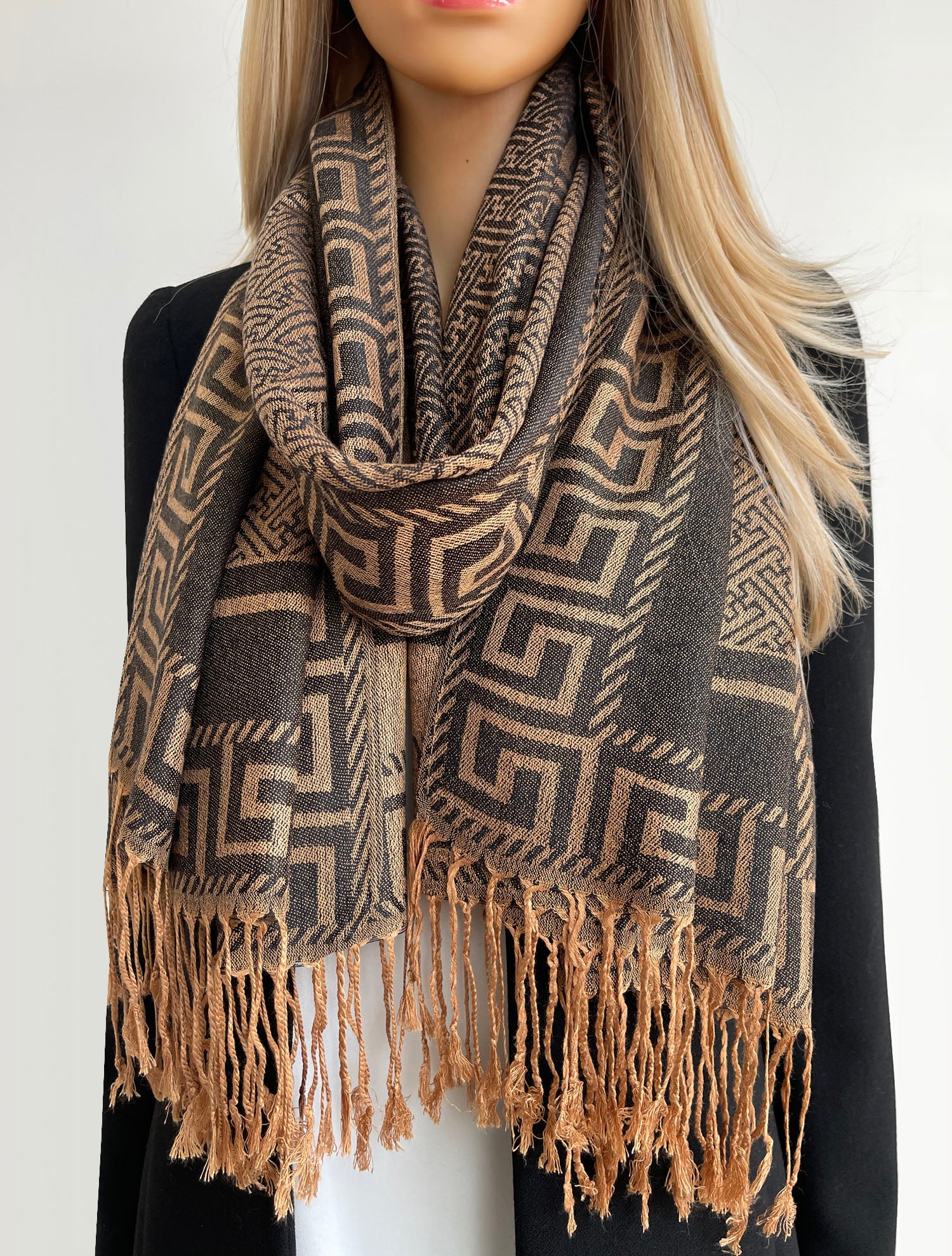 GEOMETRIC BLACK LIGHTWEIGHT PASHMINA SHAWL SCARF