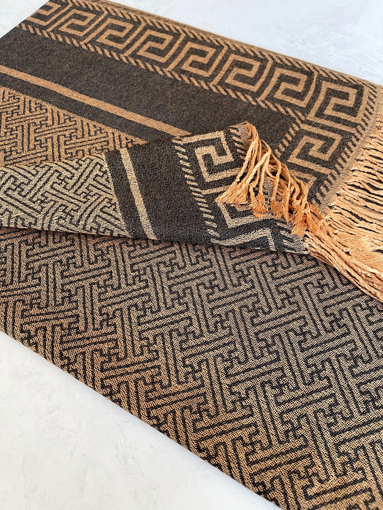 GEOMETRIC BLACK LIGHTWEIGHT PASHMINA SHAWL SCARF