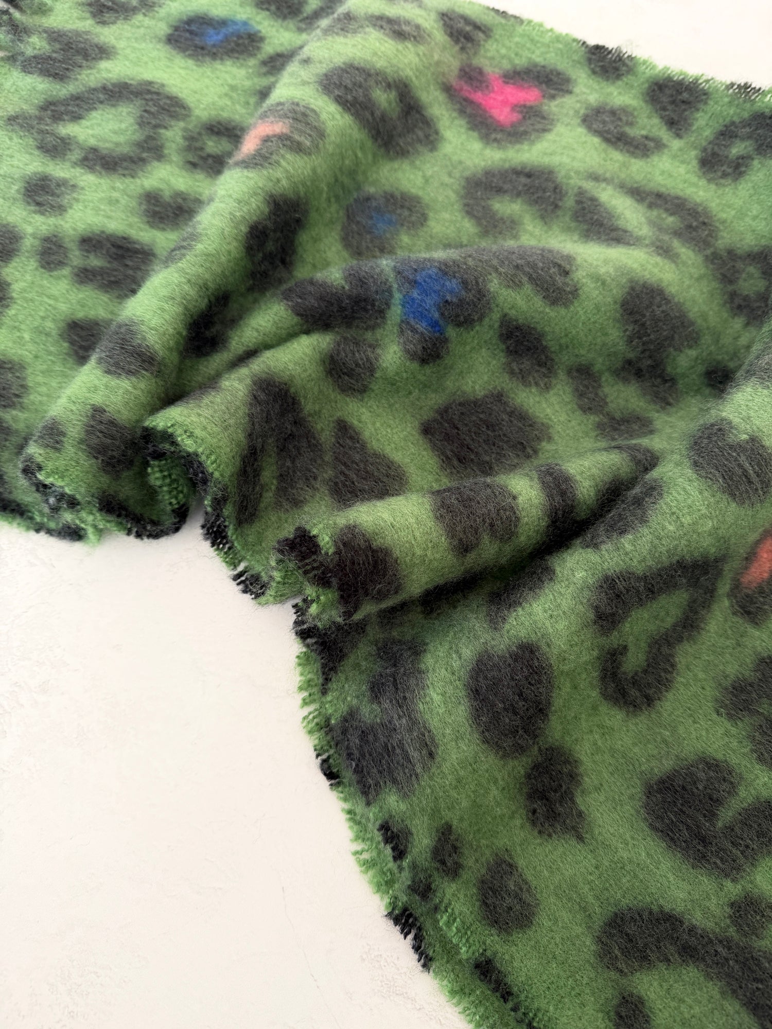 GREEN HEART LEOPARD PRINT OVERSIZED BLANKET SCARF SHAWL WRAP
