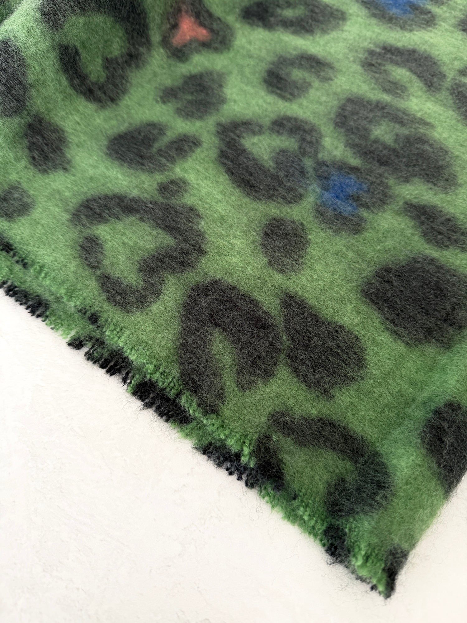 GREEN HEART LEOPARD PRINT OVERSIZED BLANKET SCARF SHAWL WRAP