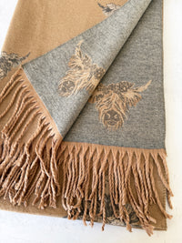 LARGE CAMEL HIGHLAND COW CASHMERE REVERSIBLE SHAWL SCARF