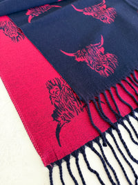 LARGE NAVY FUCHSIA HIGHLAND COW CASHMERE REVERSIBLE SHAWL SCARF