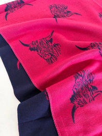 LARGE NAVY FUCHSIA HIGHLAND COW CASHMERE REVERSIBLE SHAWL SCARF