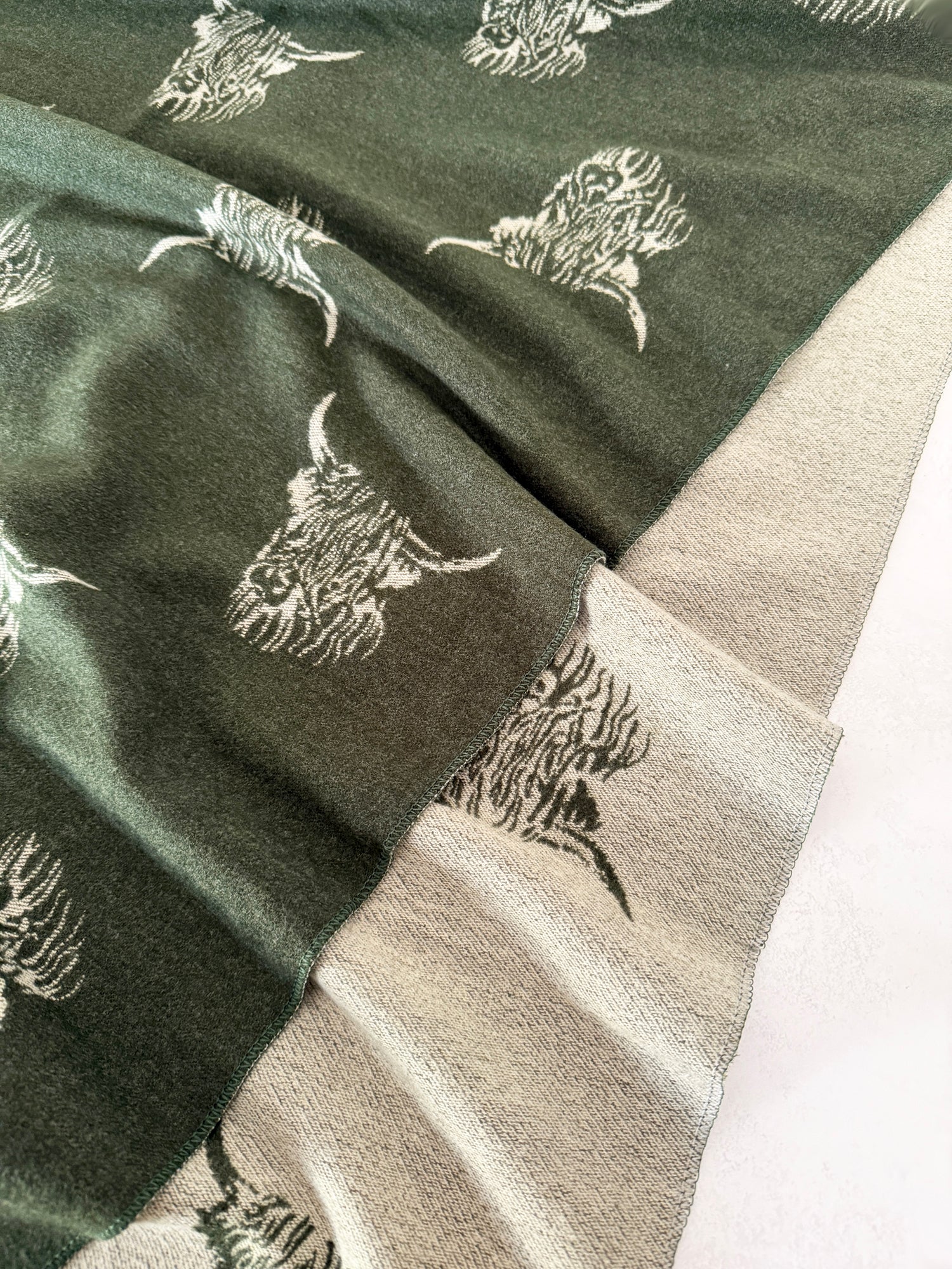 LARGE OLIVE BEIGE HIGHLAND COW CASHMERE REVERSIBLE SHAWL SCARF