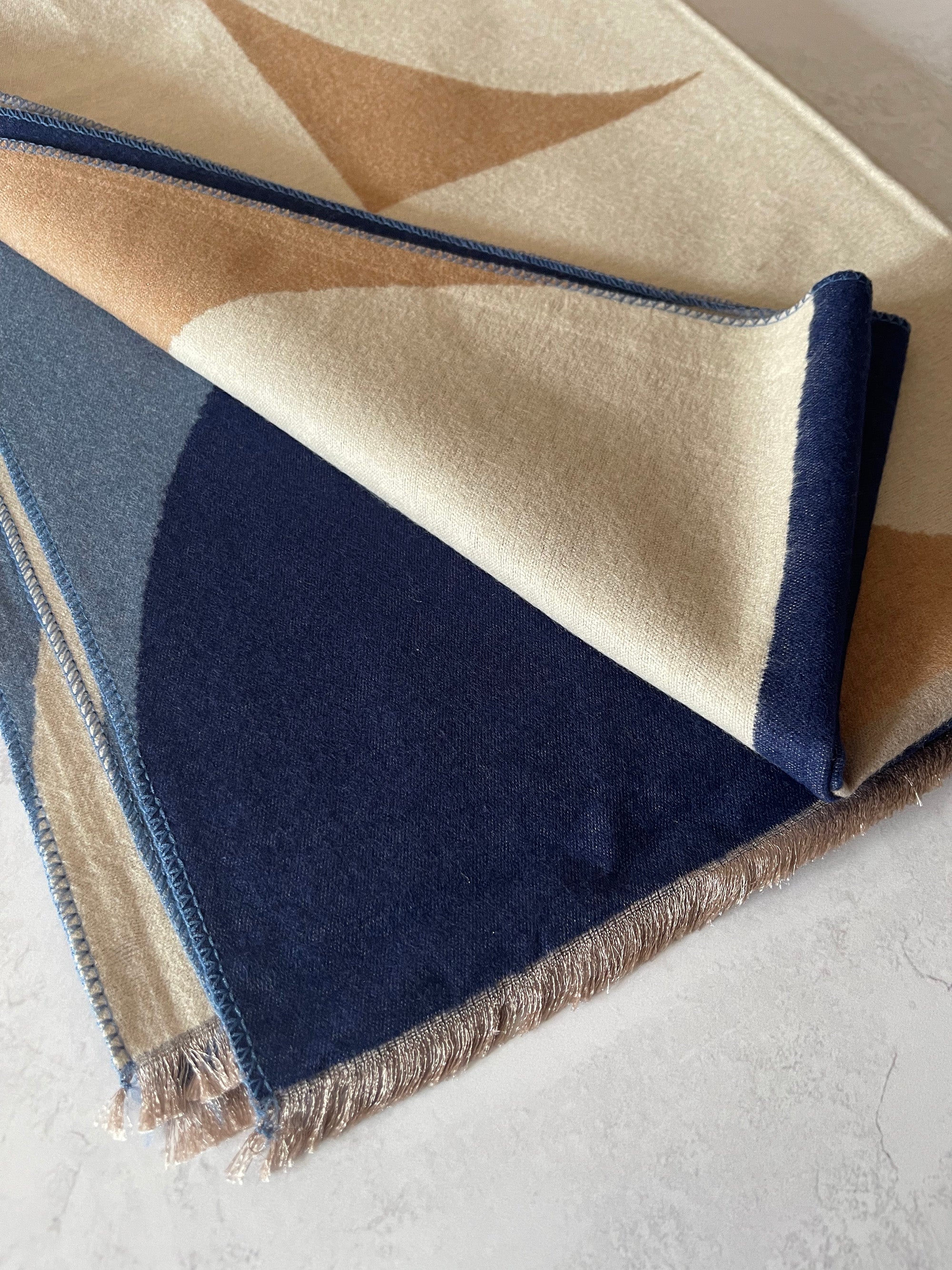 LARGE BLUE CASHMERE RETRO PRINT REVERSIBLE WINTER SHAWL BLANKET SCARF - A-SHU.CO.UK