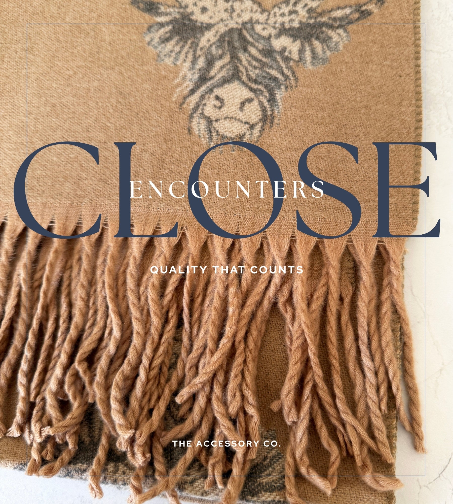 LARGE CAMEL HIGHLAND COW CASHMERE REVERSIBLE SHAWL SCARF