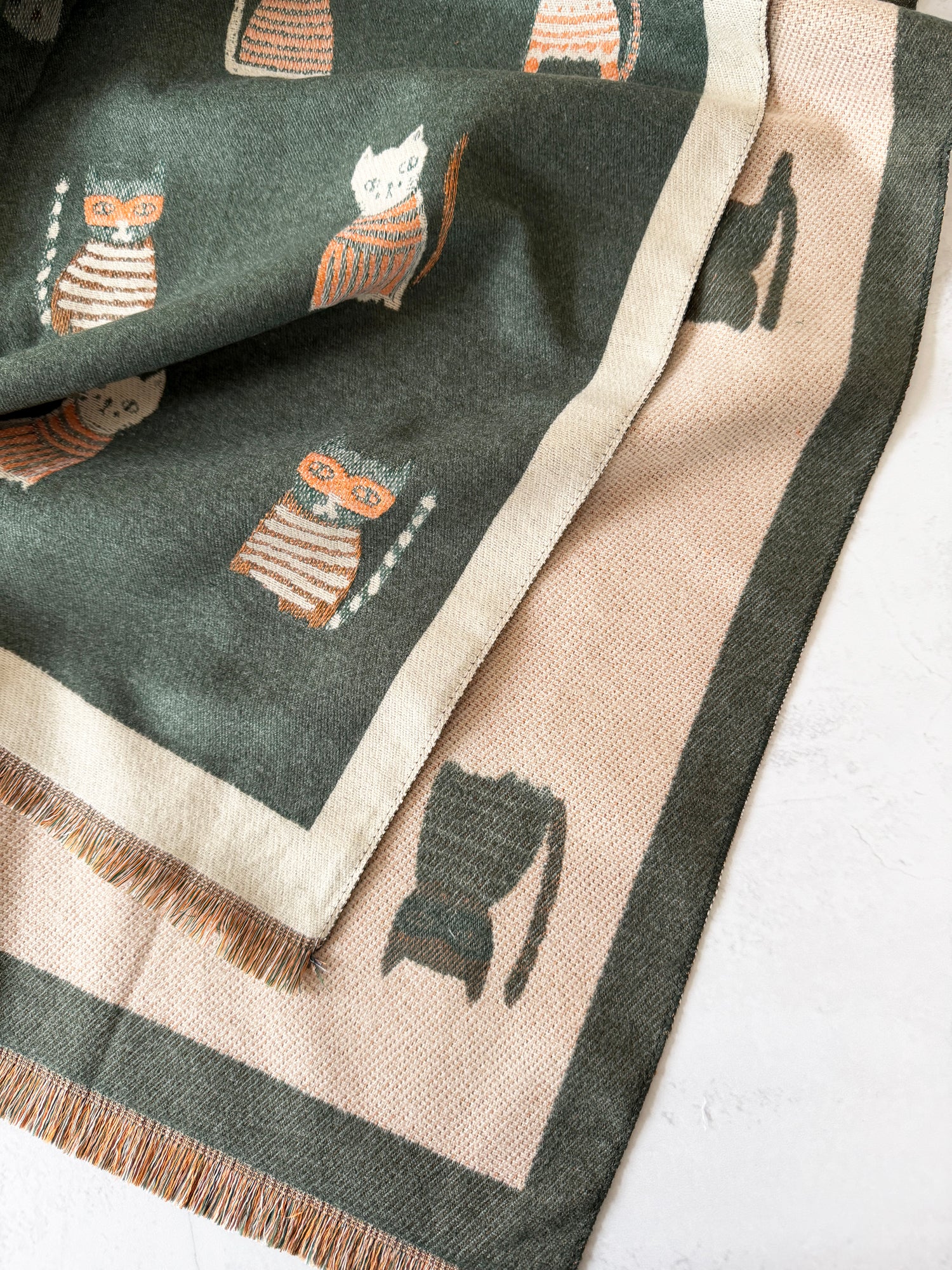 LARGE CASHMERE FOREST GREEN CAT PRINT REVERSIBLE WINTER SHAWL BLANKET SCARF