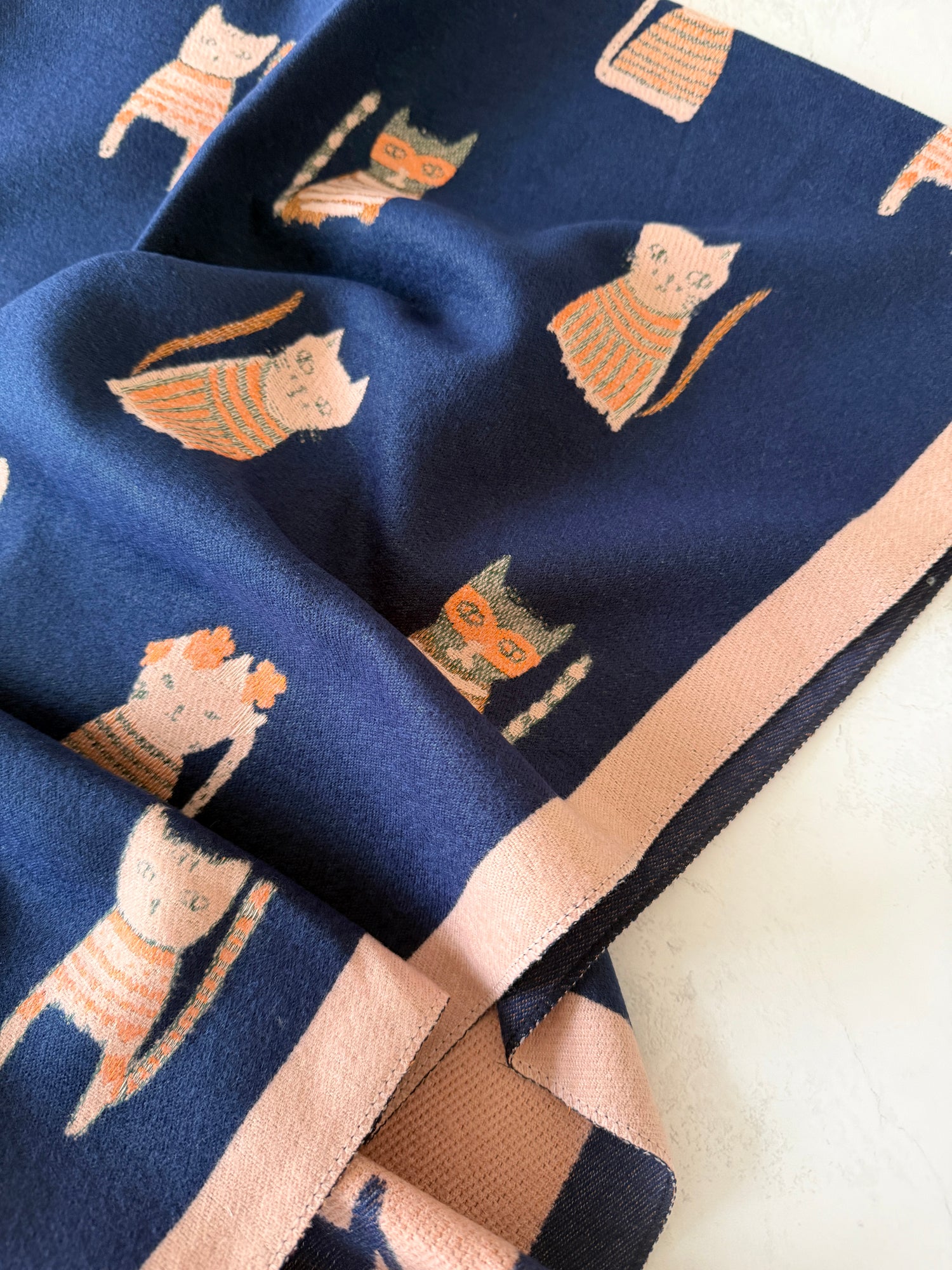 LARGE CASHMERE NAVY CAT PRINT REVERSIBLE WINTER SHAWL BLANKET SCARF