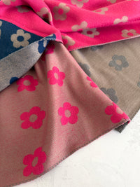 LARGE FUCHSIA PINK FLOWER PRINT REVERSIBLE WINTER SHAWL BLANKET SCARF