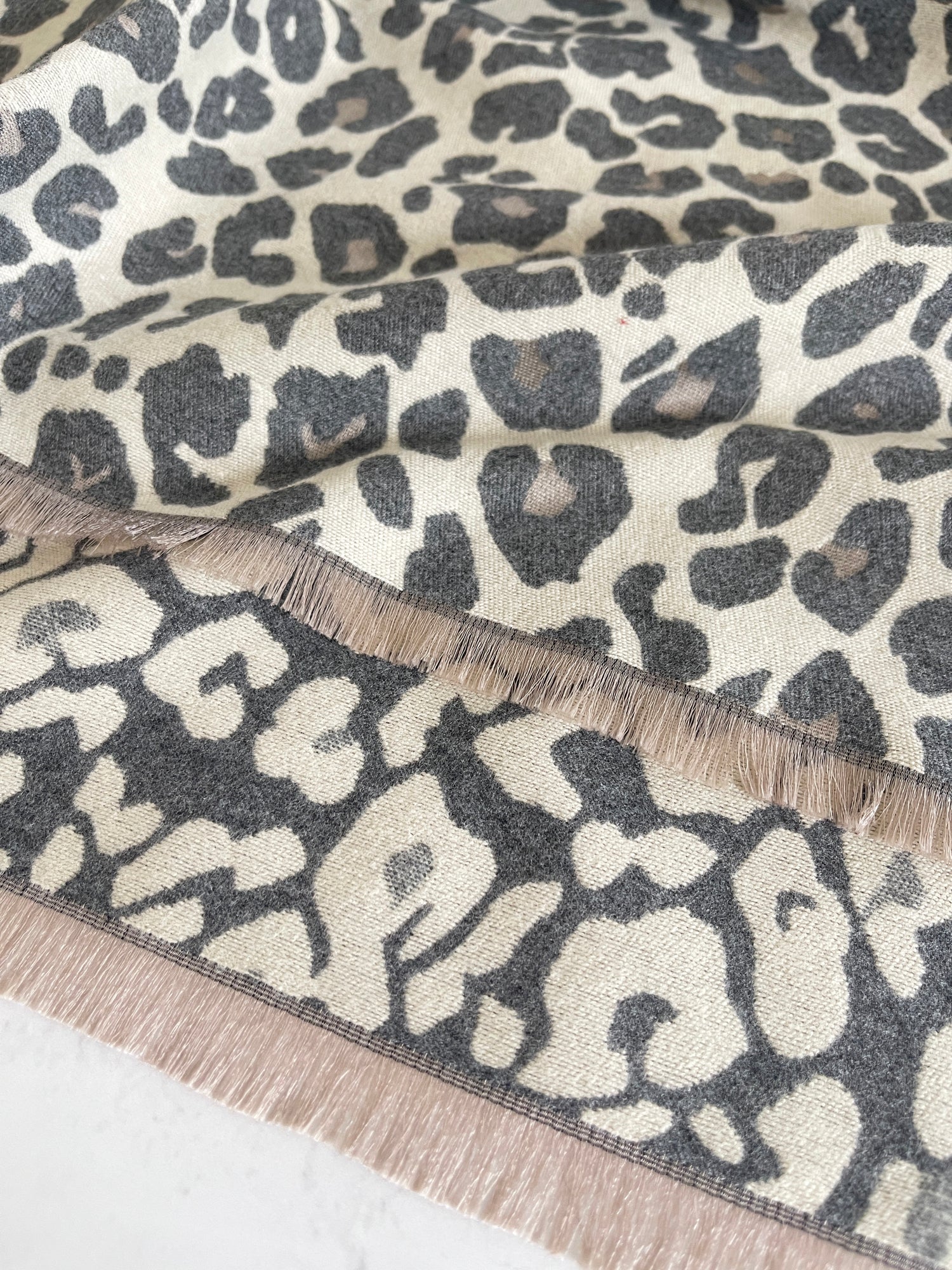 LARGE GREY LEOPARD PRINT REVERSIBLE WINTER SHAWL BLANKET SCARF