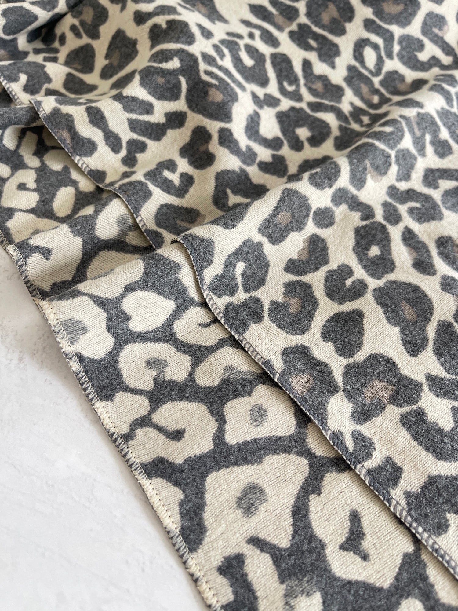 LARGE GREY LEOPARD PRINT REVERSIBLE WINTER SHAWL BLANKET SCARF