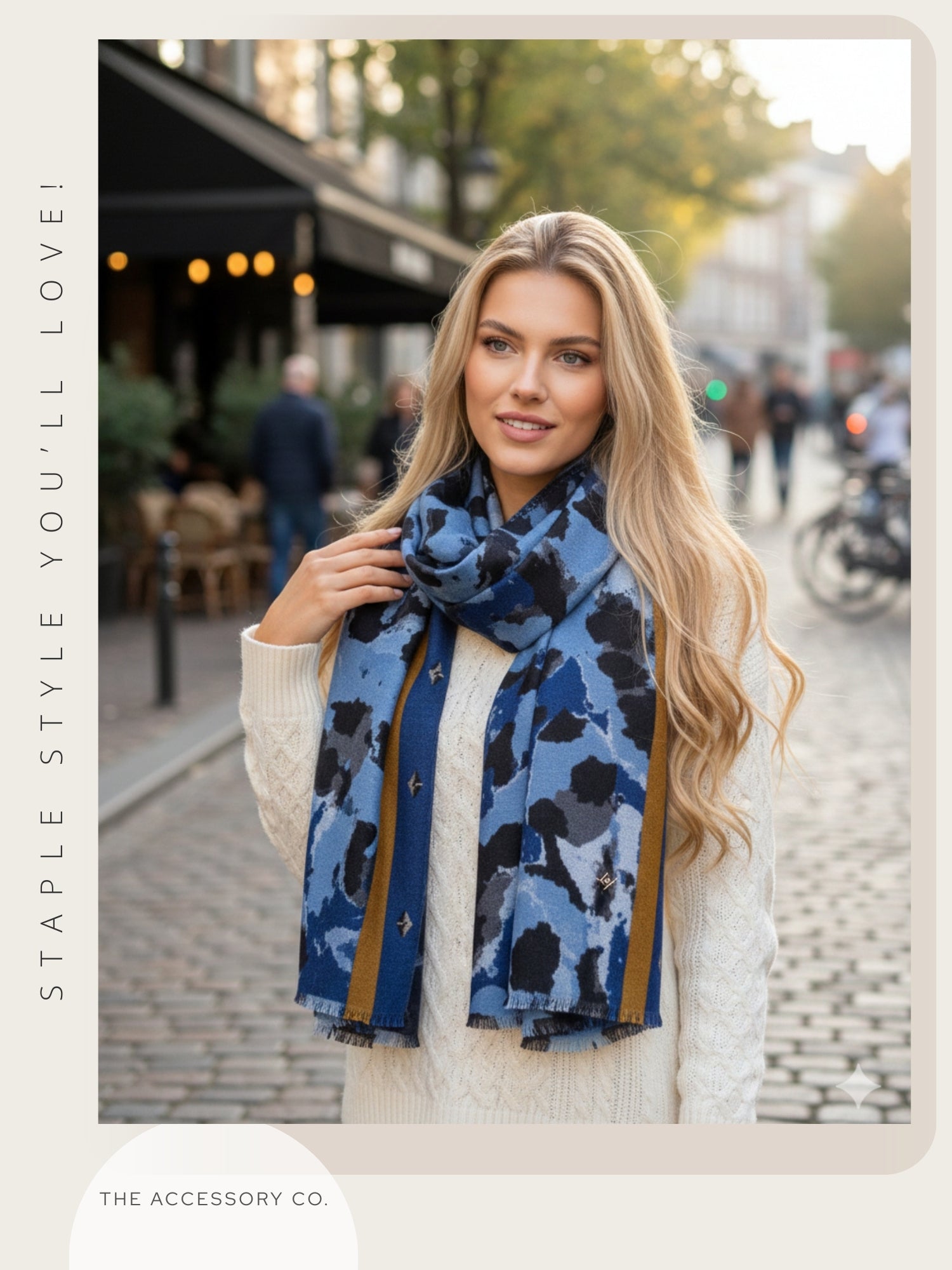 LARGE BLUE CAMEO LEOPARD PRINT SCARF
