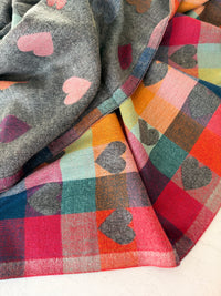 LARGE CHECKED HEART PRINT REVERSIBLE WINTER SHAWL BLANKET SCARF - SILVER GREY