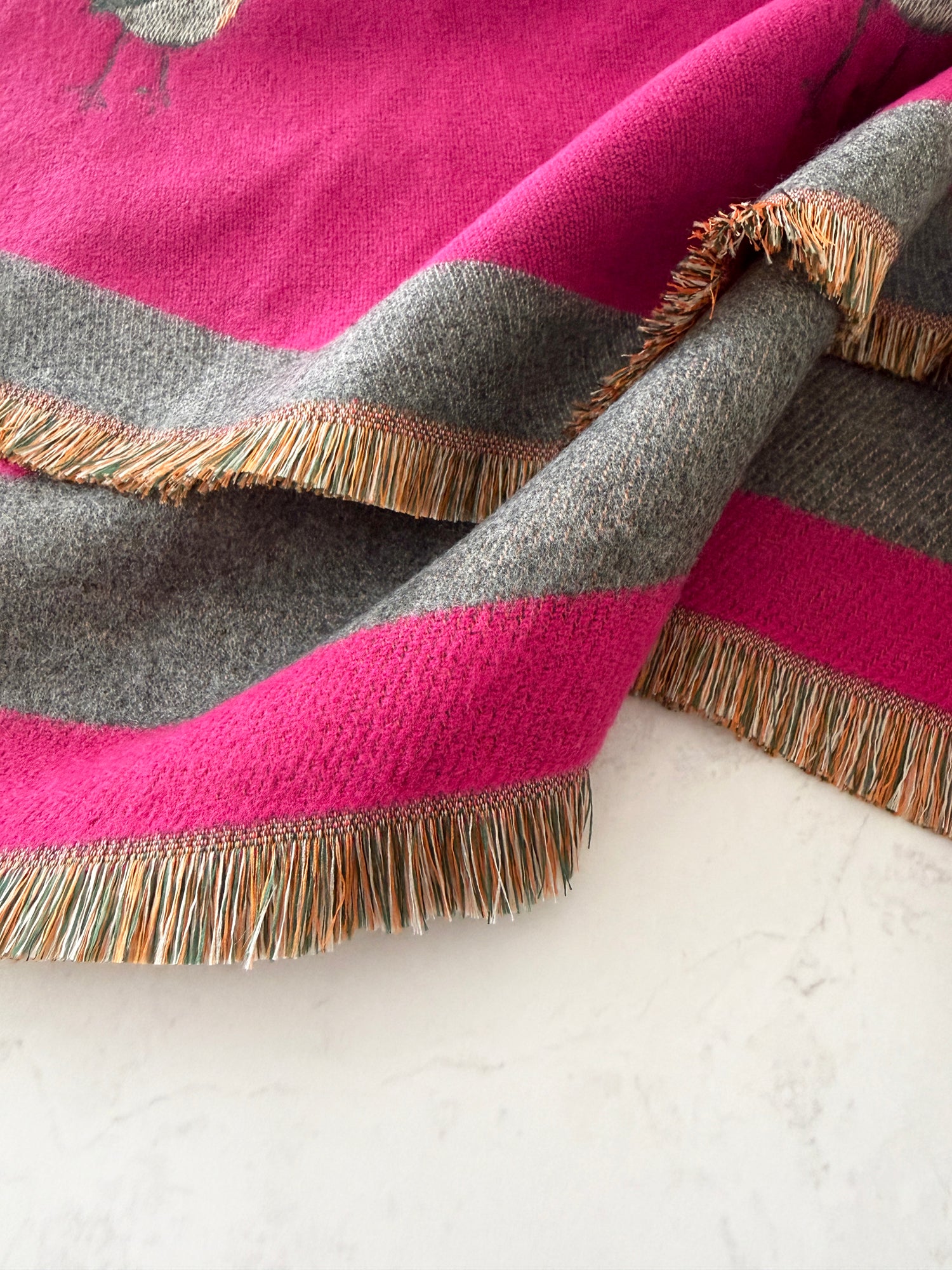 LARGE FUCHSIA PINK ROBIN REVERSIBLE WINTER SHAWL BLANKET SCARF