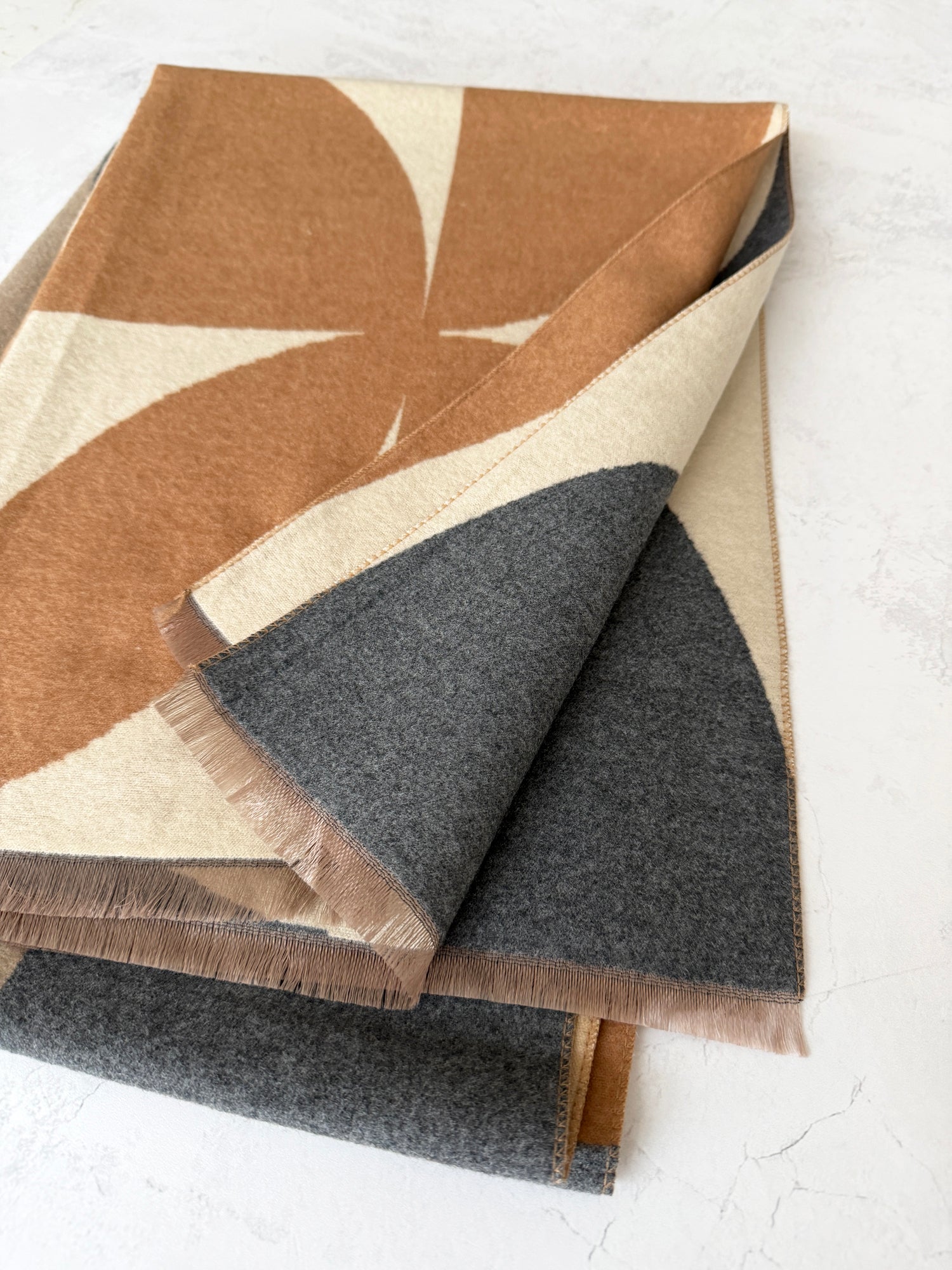 LARGE GREY CASHMERE RETRO PRINT REVERSIBLE WINTER SHAWL BLANKET SCARF