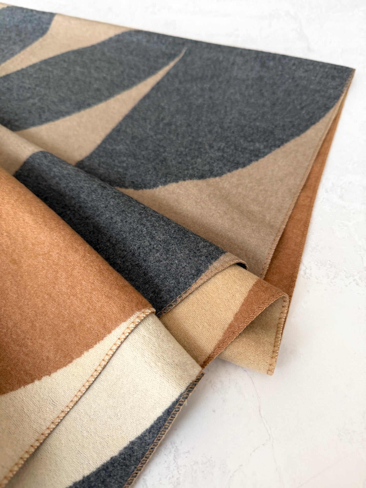 LARGE GREY CASHMERE RETRO PRINT REVERSIBLE WINTER SHAWL BLANKET SCARF