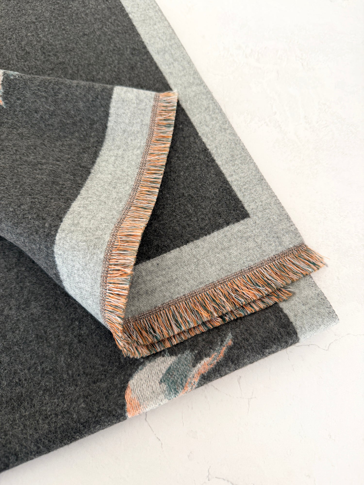 LARGE GREY ROBIN REVERSIBLE WINTER SHAWL BLANKET SCARF