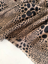 LIGHTWEIGHT BURGUNDY LEOPARD DOT PRINT SCARF