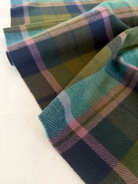 LONG GREEN WOOL BLEND CHECKED TARTAN SCARF