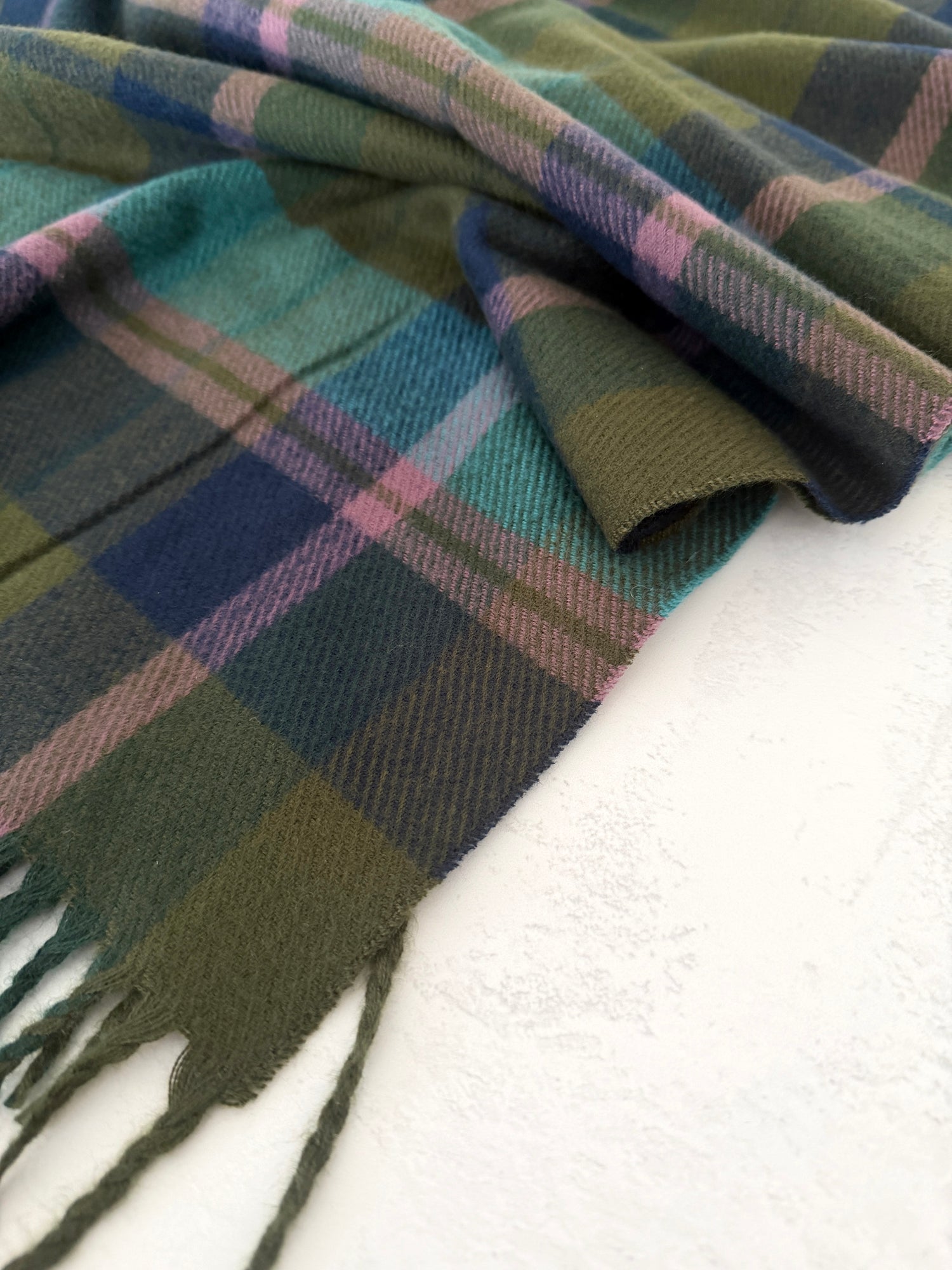 LONG GREEN WOOL BLEND CHECKED TARTAN SCARF
