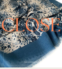 LONG BLUE SNAKESKIN PRINT LIGHTWEIGHT SCARF
