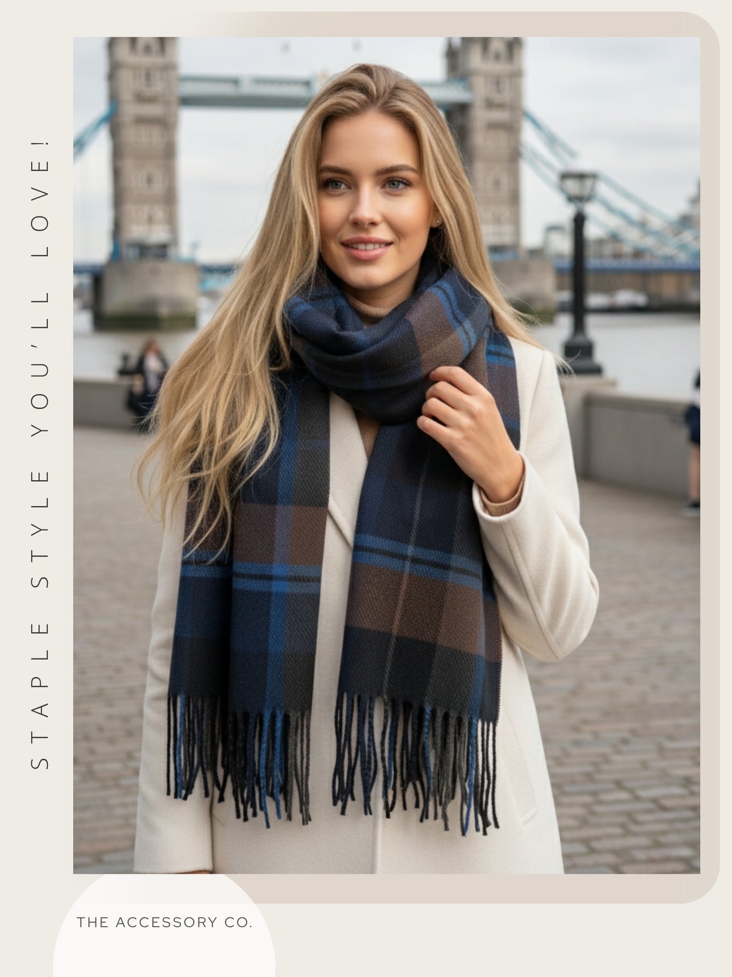 LONG BLUE WOOL BLEND CHECKED TARTAN SCARF