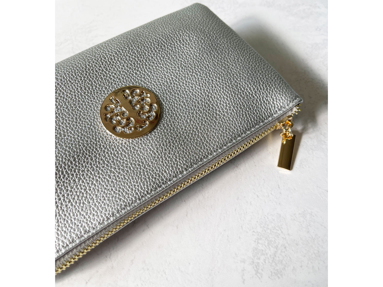 SMALL MULTI-COMPARTMENT CROSS-BODY PURSE BAG WITH WRIST AND LONG STRAPS - SILVER - A-SHU.CO.UK
