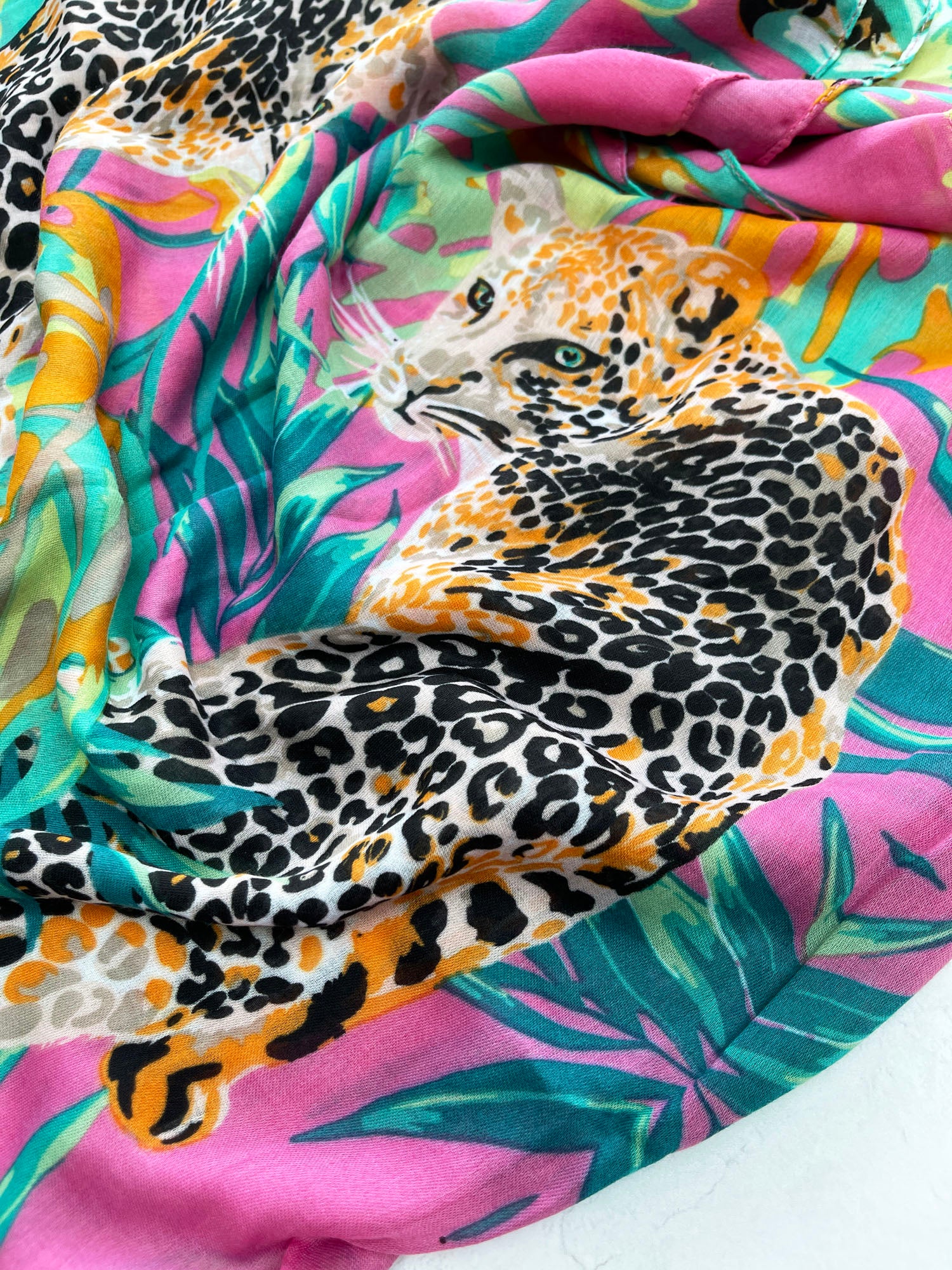 PINK LEOPARD & FLORAL PRINT SQUARE TASSEL SCARF