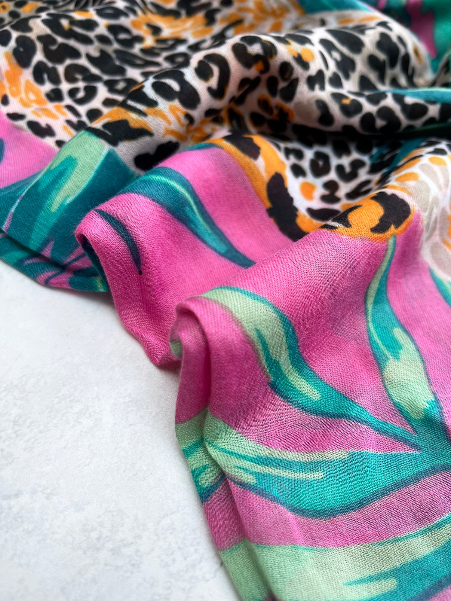 PINK LEOPARD & FLORAL PRINT SQUARE TASSEL SCARF